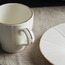 فنجان إسبريسو بصحن من جولد بليس-household-dining-teaandcoffee-mugsandcups-image-2