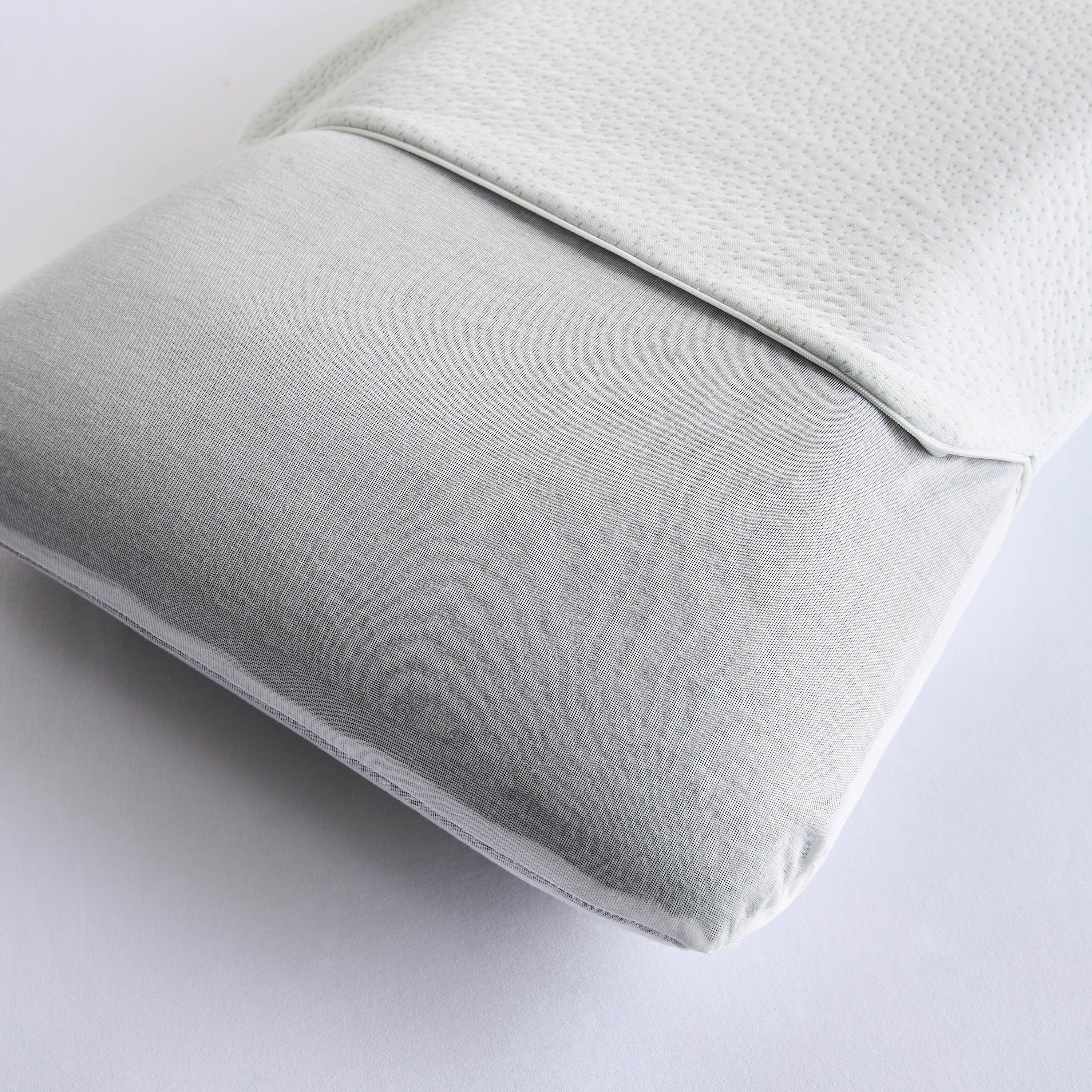 Bamboo Charcoal Firm Memory Foam 1-Piece Pillow - 45x70 cm-household-bedding-pillows-image-4
