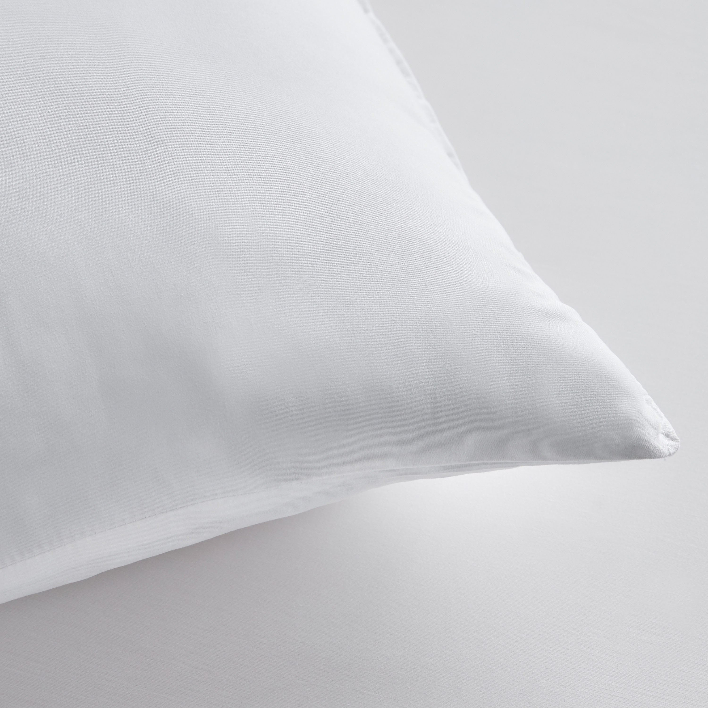 Oversized king pillow discount inserts