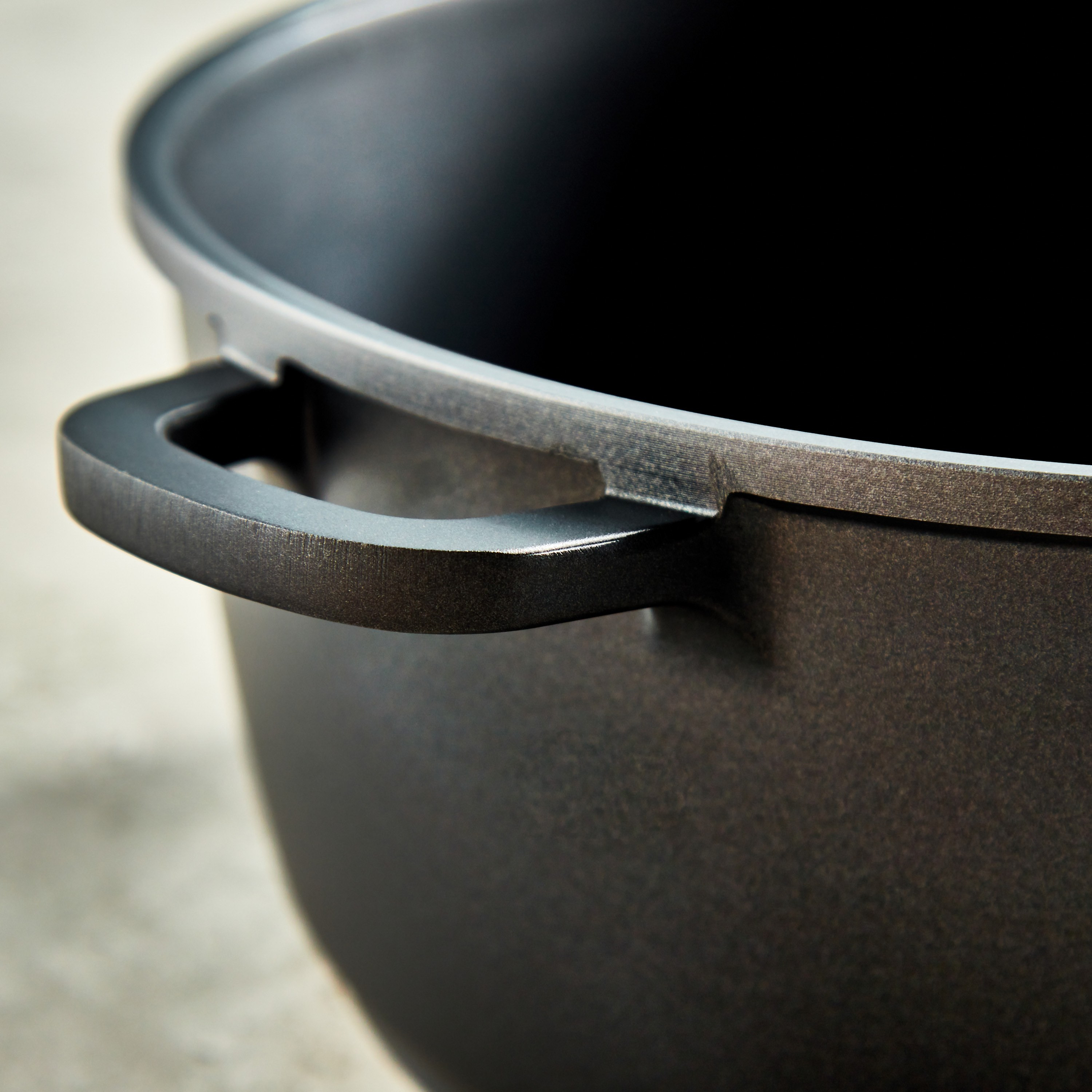 Spark Aluminium Dutch Oven with Lid - 4.5 L-household-kitchen-cookware-potsandpans-image-3