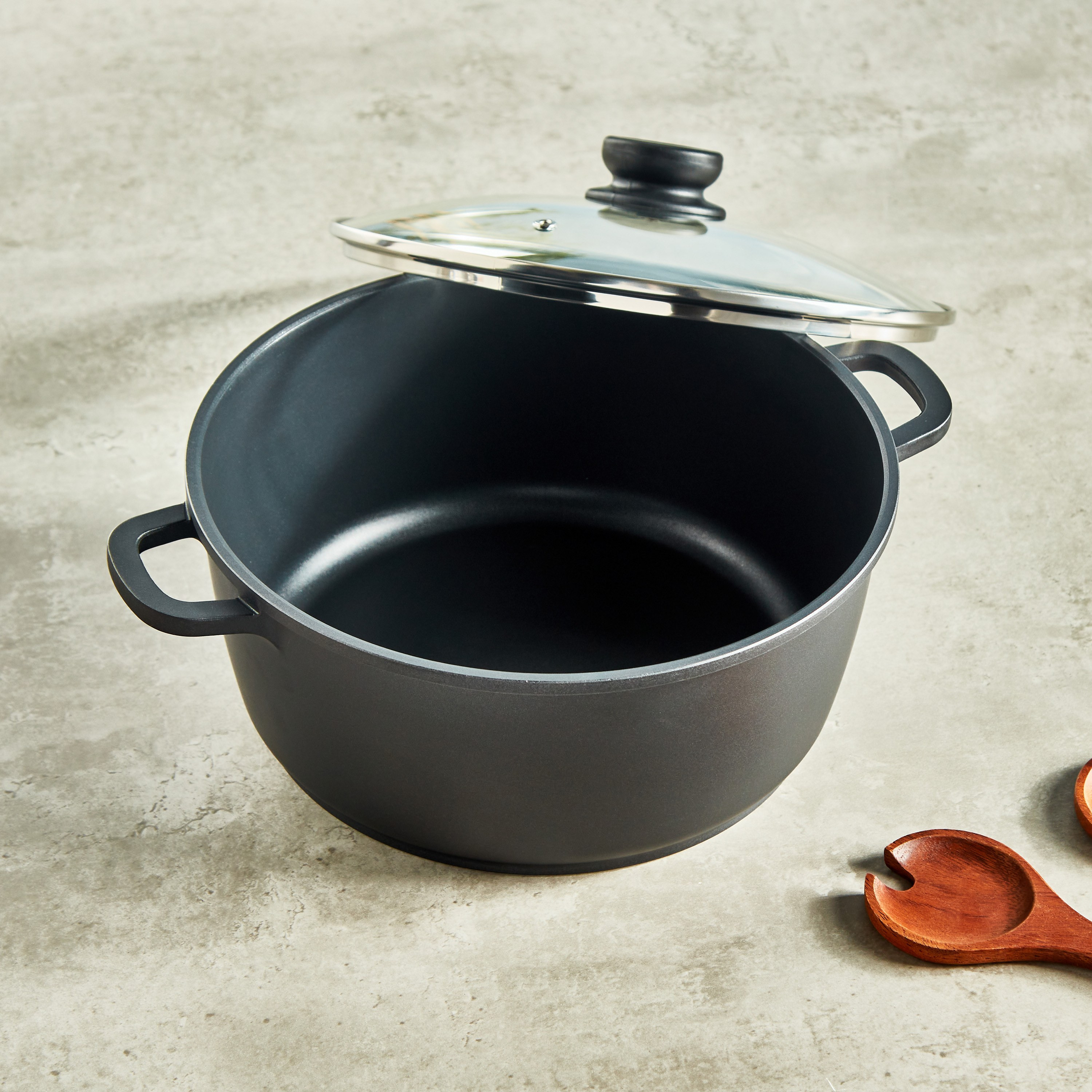 Spark Aluminium Dutch Oven with Lid - 6 L-household-kitchen-cookware-potsandpans-image-2