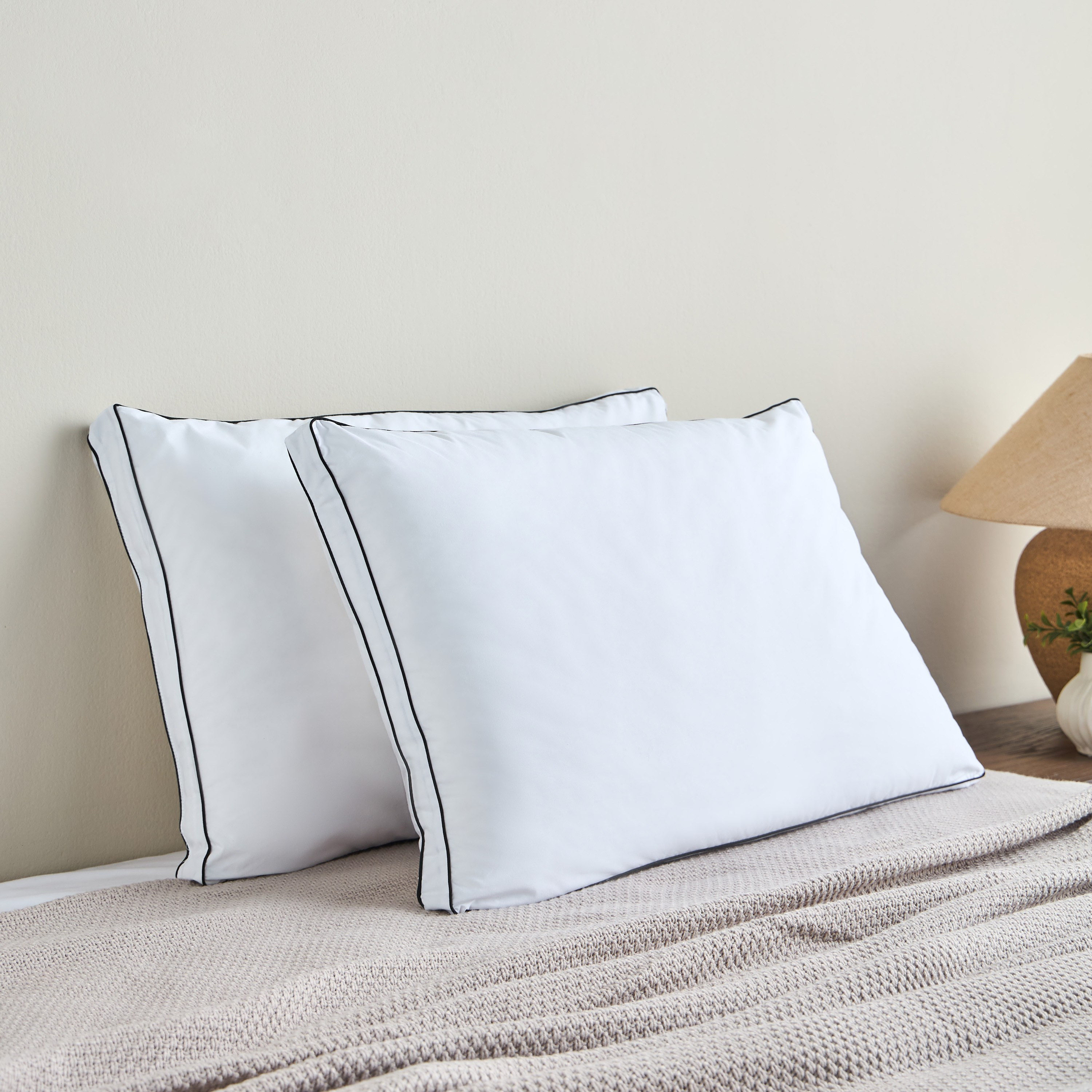 Suprelle Down Alternative Ball Fiber 1-Piece Pillow - 50x70 cm