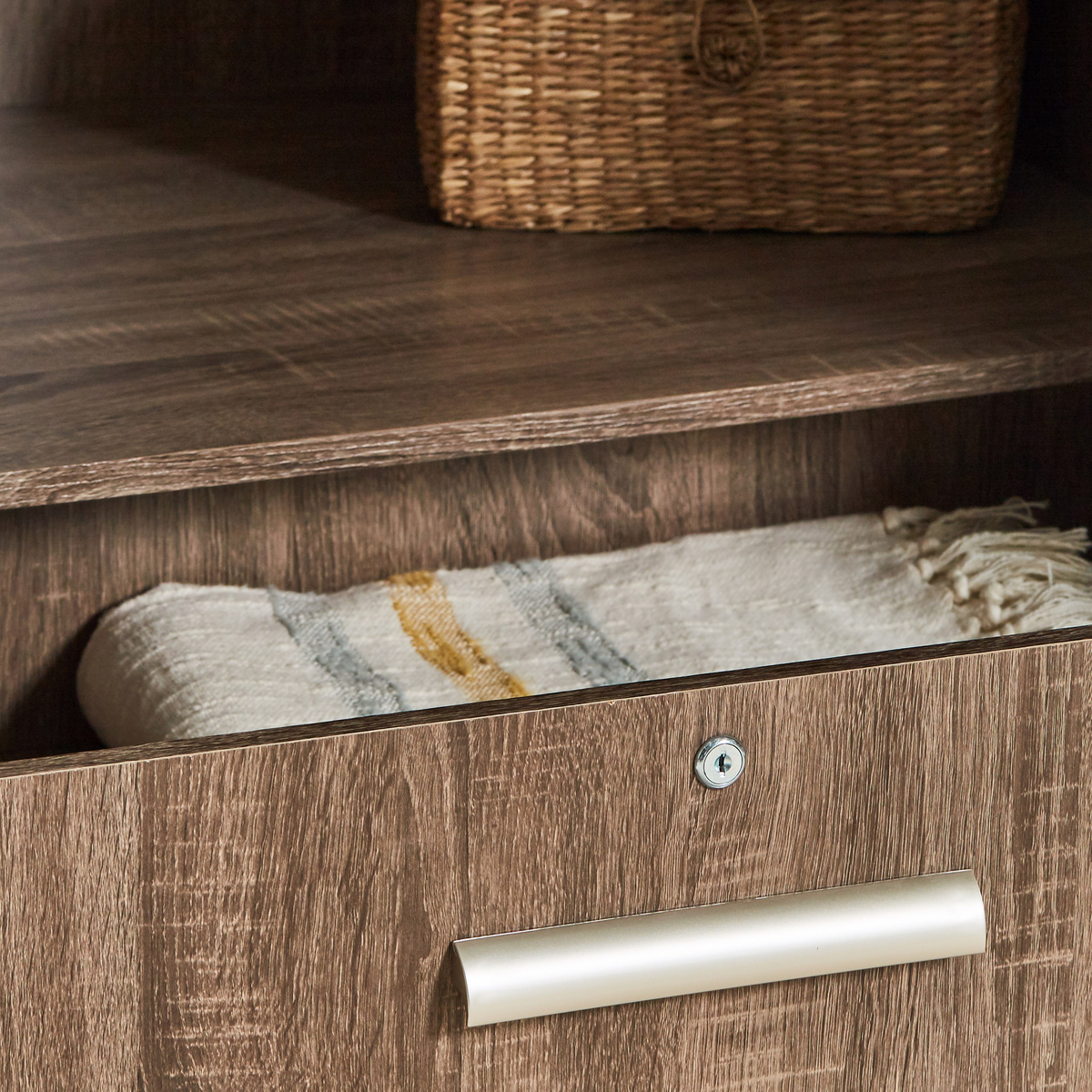 خزانة ملابس 4 أبواب - ساترن 16 | خزانة ملابس 4 أبواب - ساترن