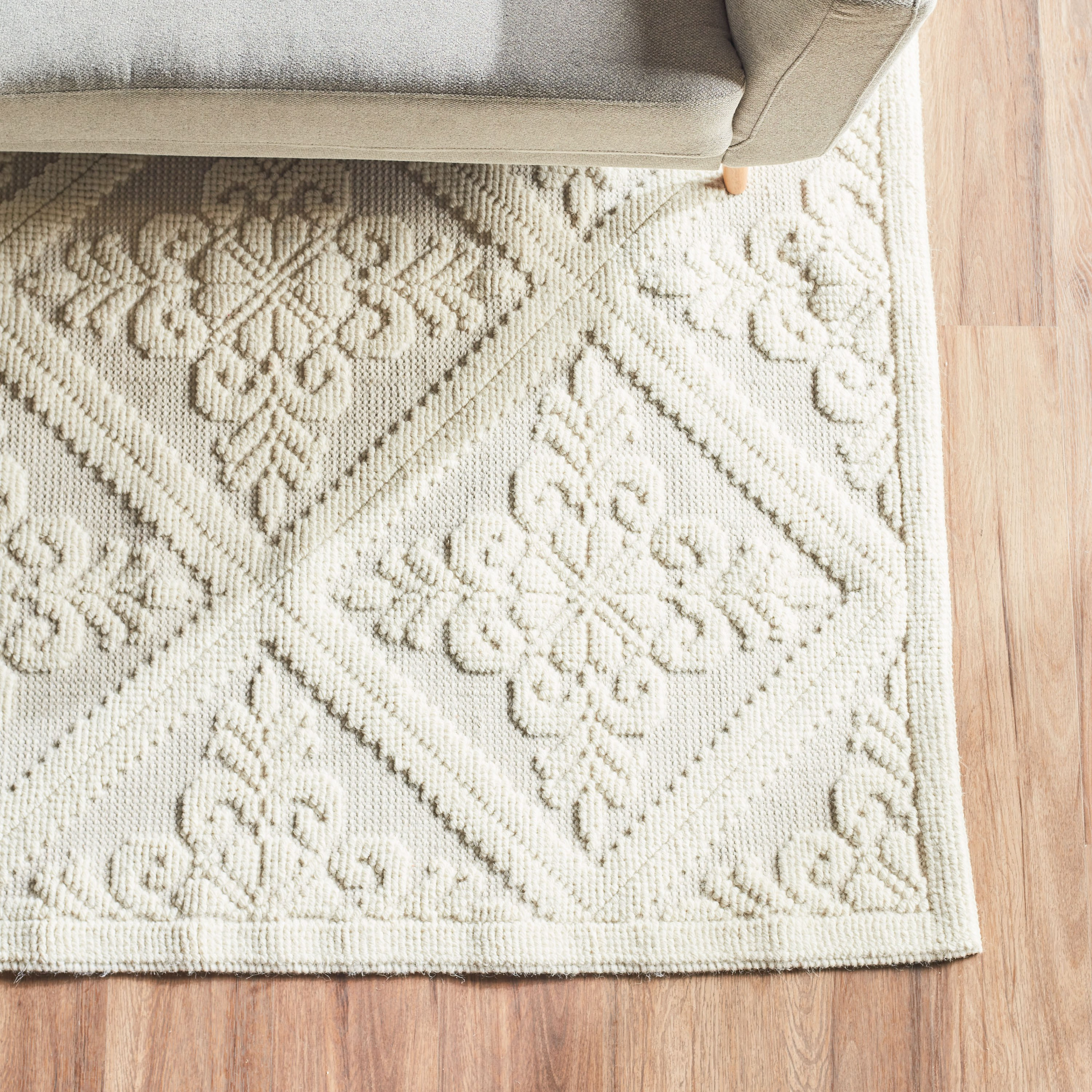 Sanjar Handwoven Rug - 160x230 cm-household-rugsandcarpets-rugs-image-1