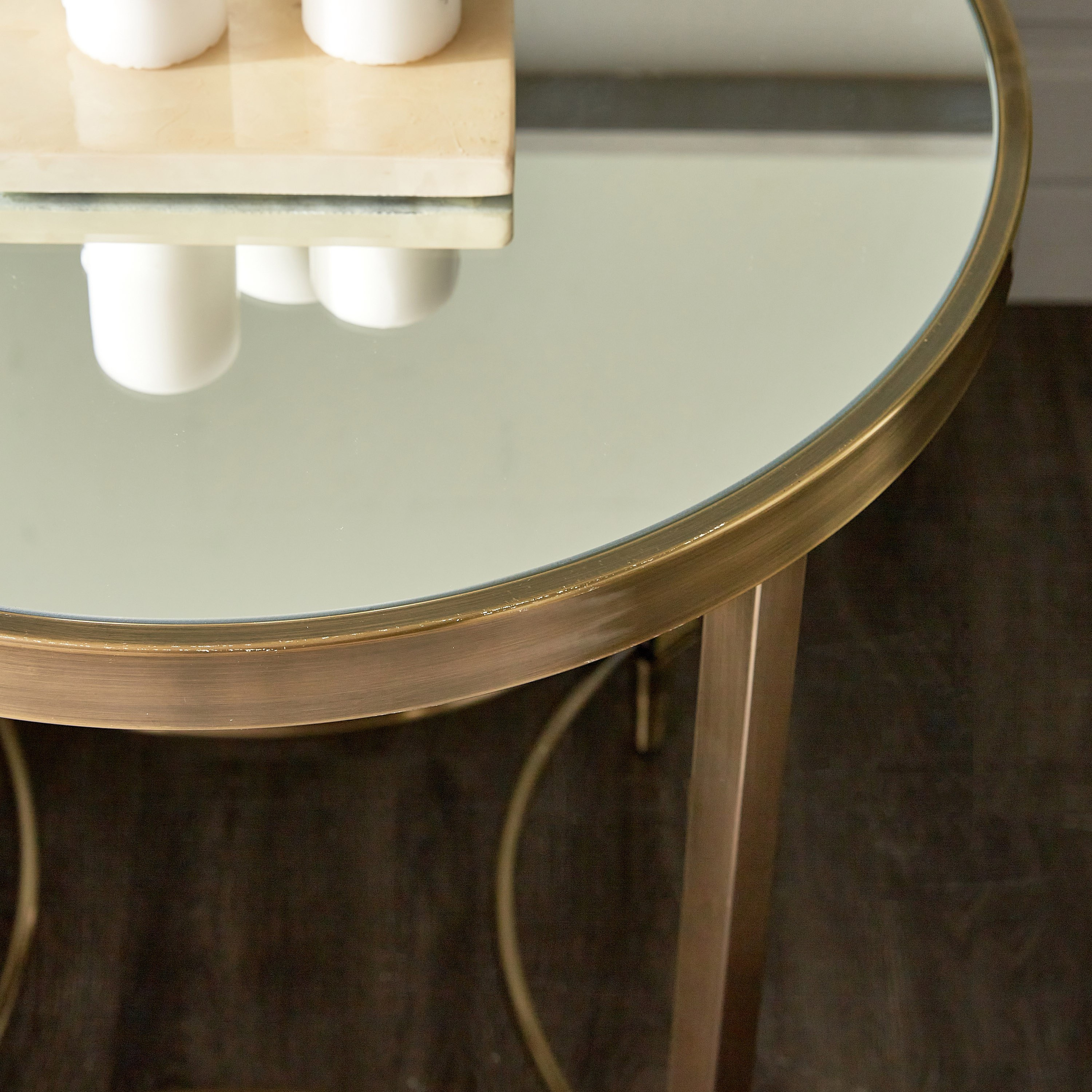 طاولة جانبية بسطح مرآة - فينيتو-furniture-livingroom-sideandendtables-image-3