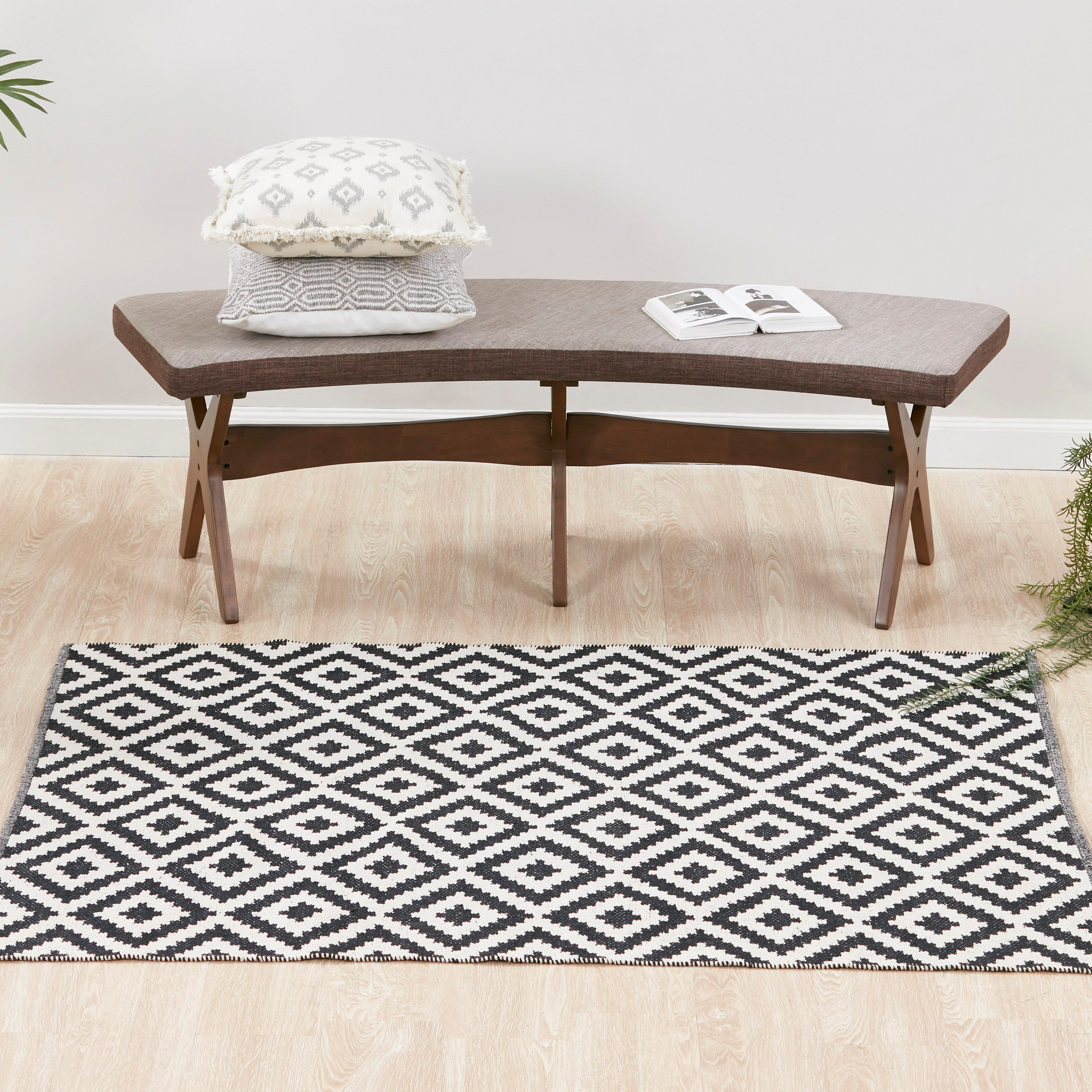 Akira Handwoven Dhurrie - 120x160 cm-household-rugsandcarpets-rugs-image-1