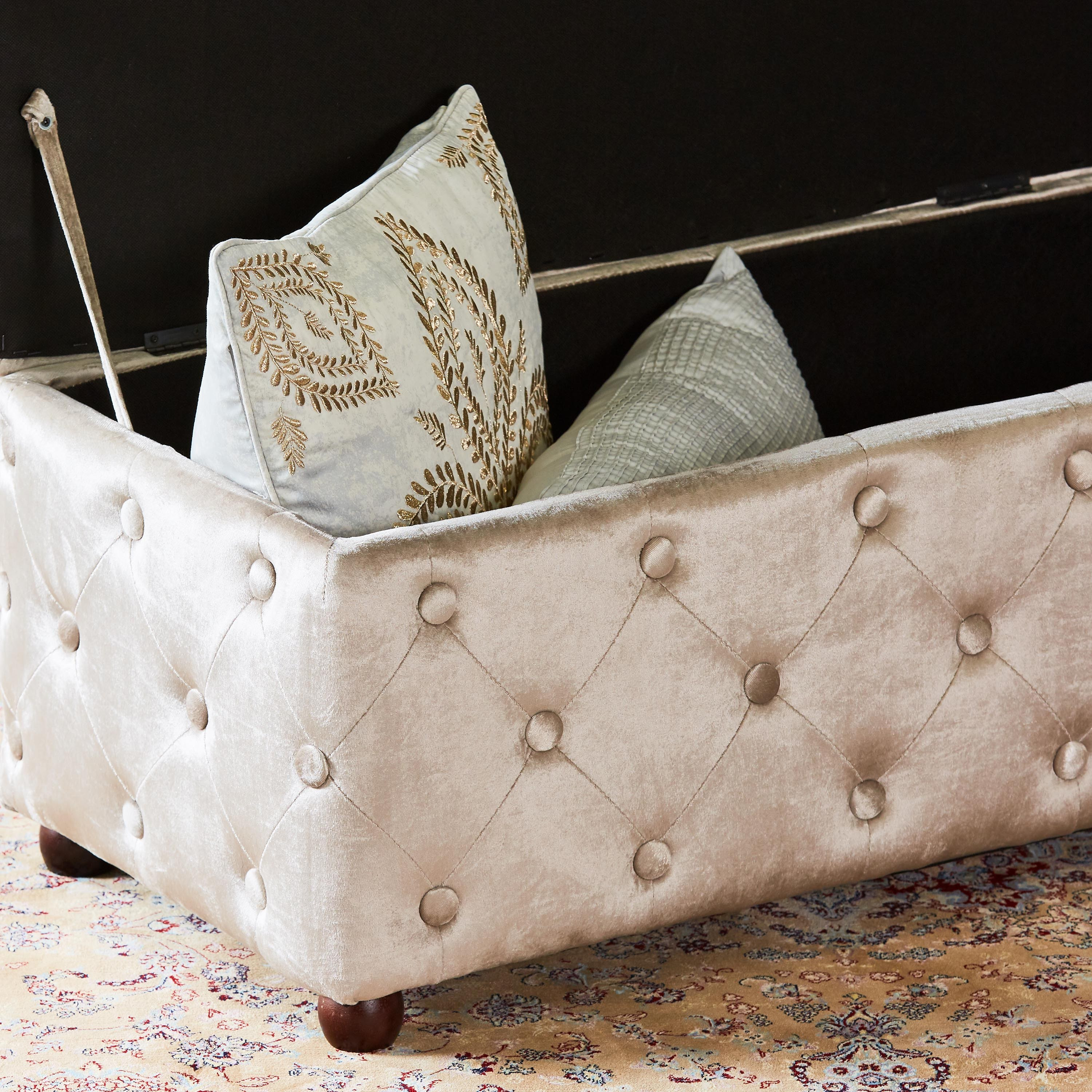 بنش مخملي بمساحة تخزين - أسكوت-furniture-sofaandseating-ottomansbeanbagsandpoufs-image-4