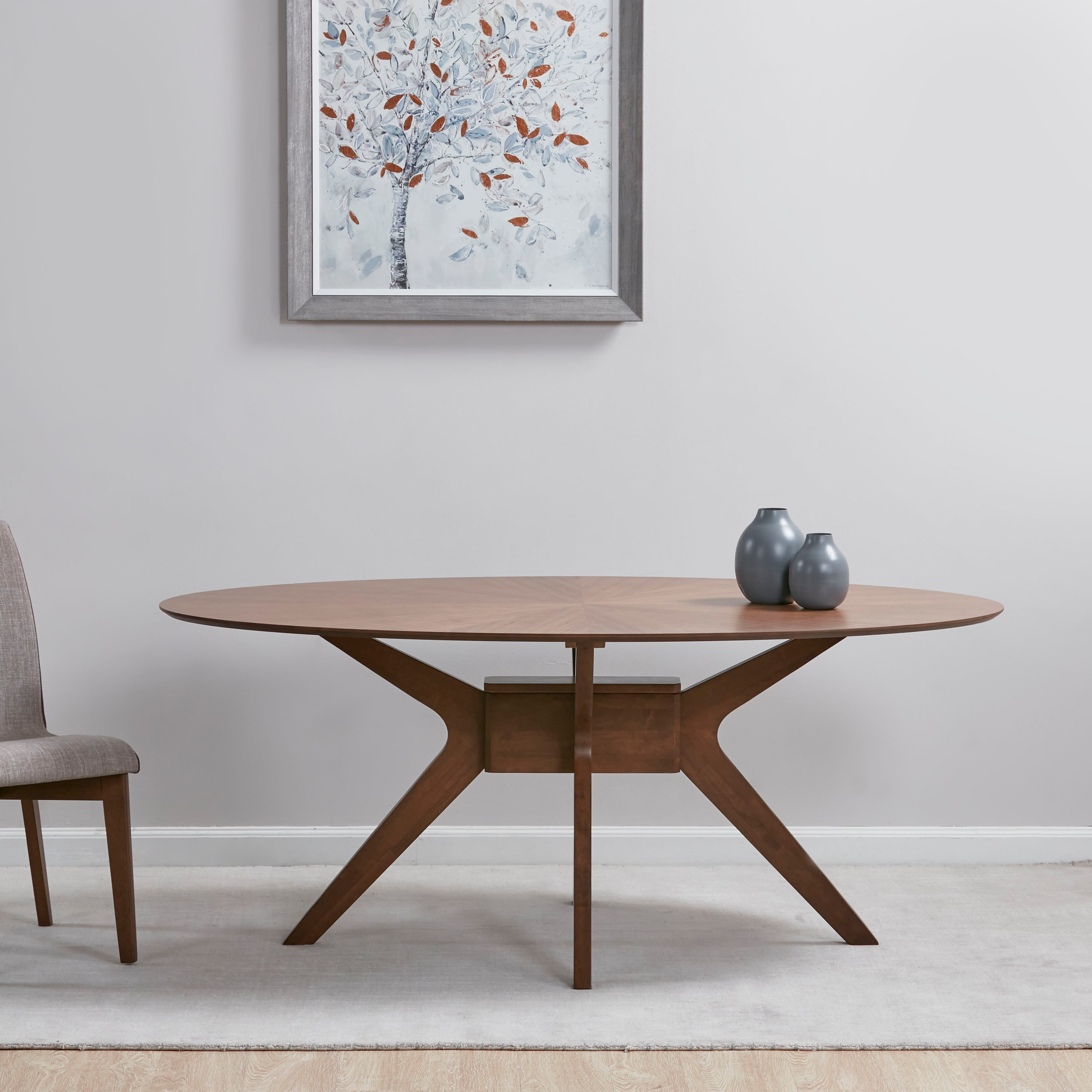 Oval 6 store seater dining table