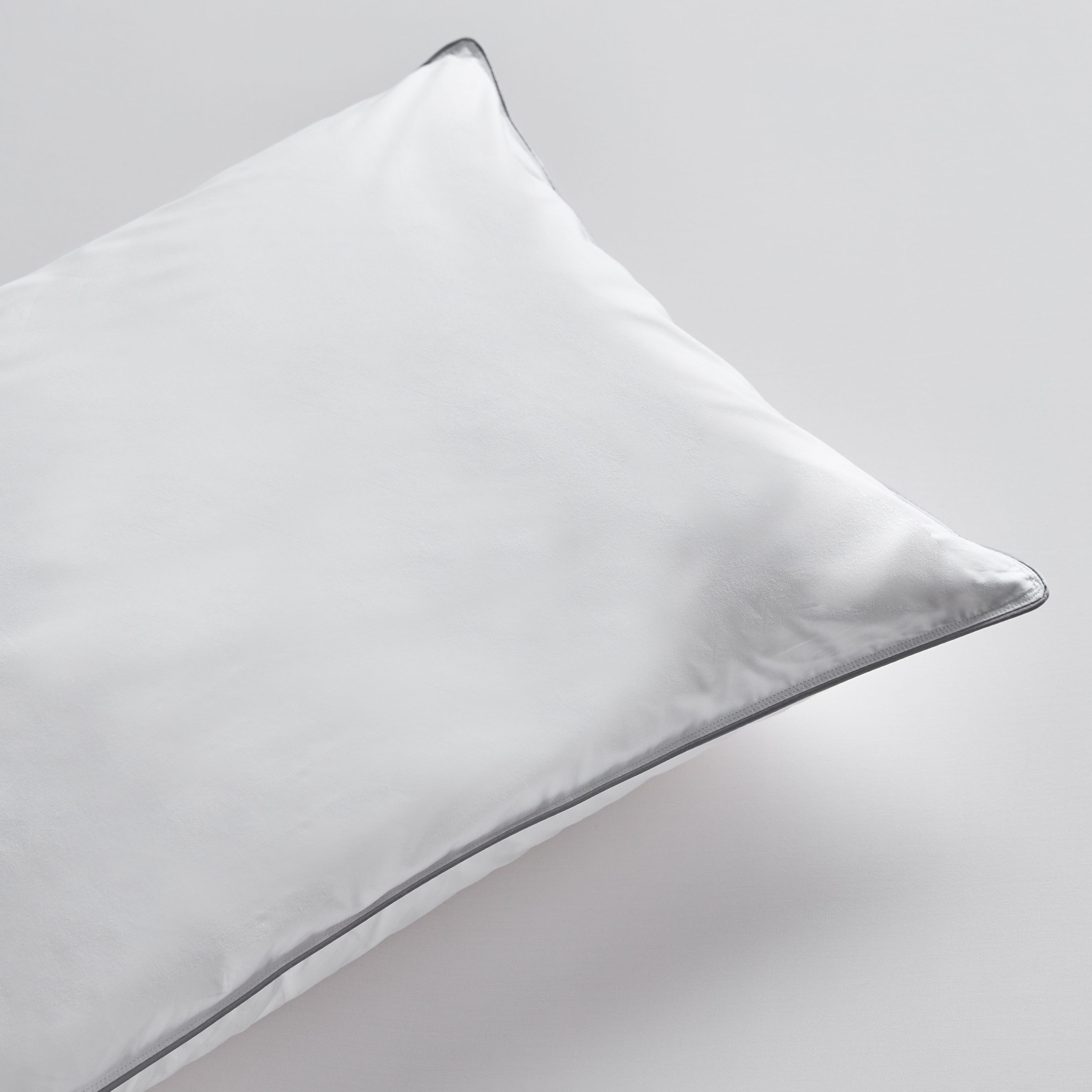 Wamsutta goose down sales pillow