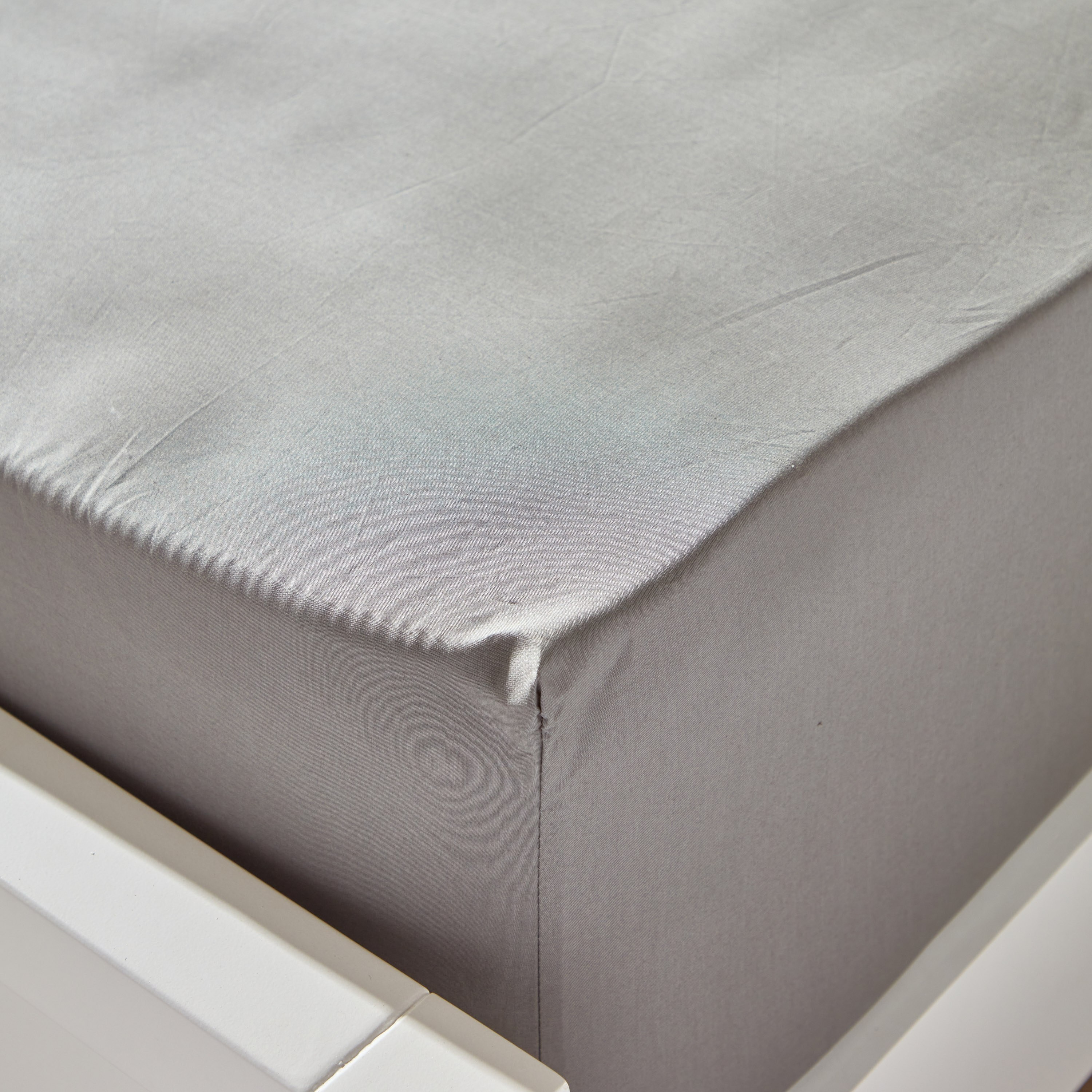 شرشف مطاطي كامل سادة - سيرينتي - 120x200 سم-kids-beddingandwindows-bedding-fittedandflatsheets-image-2