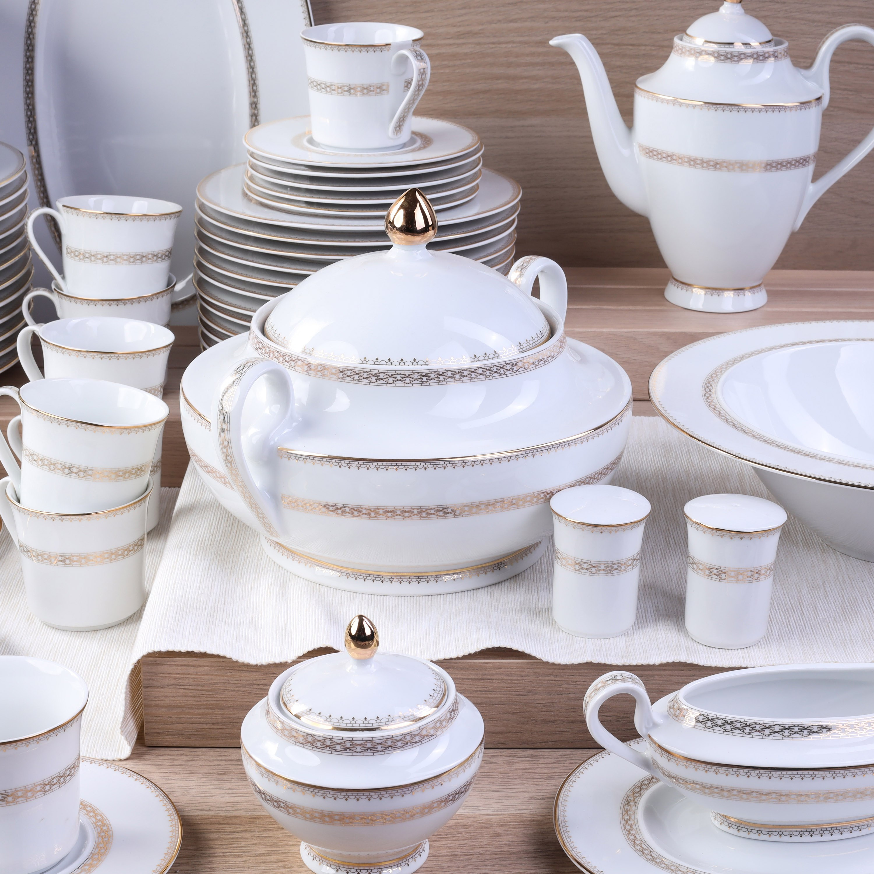 Shop Romantic 86-Piece Porcelain Dinner Set Homecentre Egypt