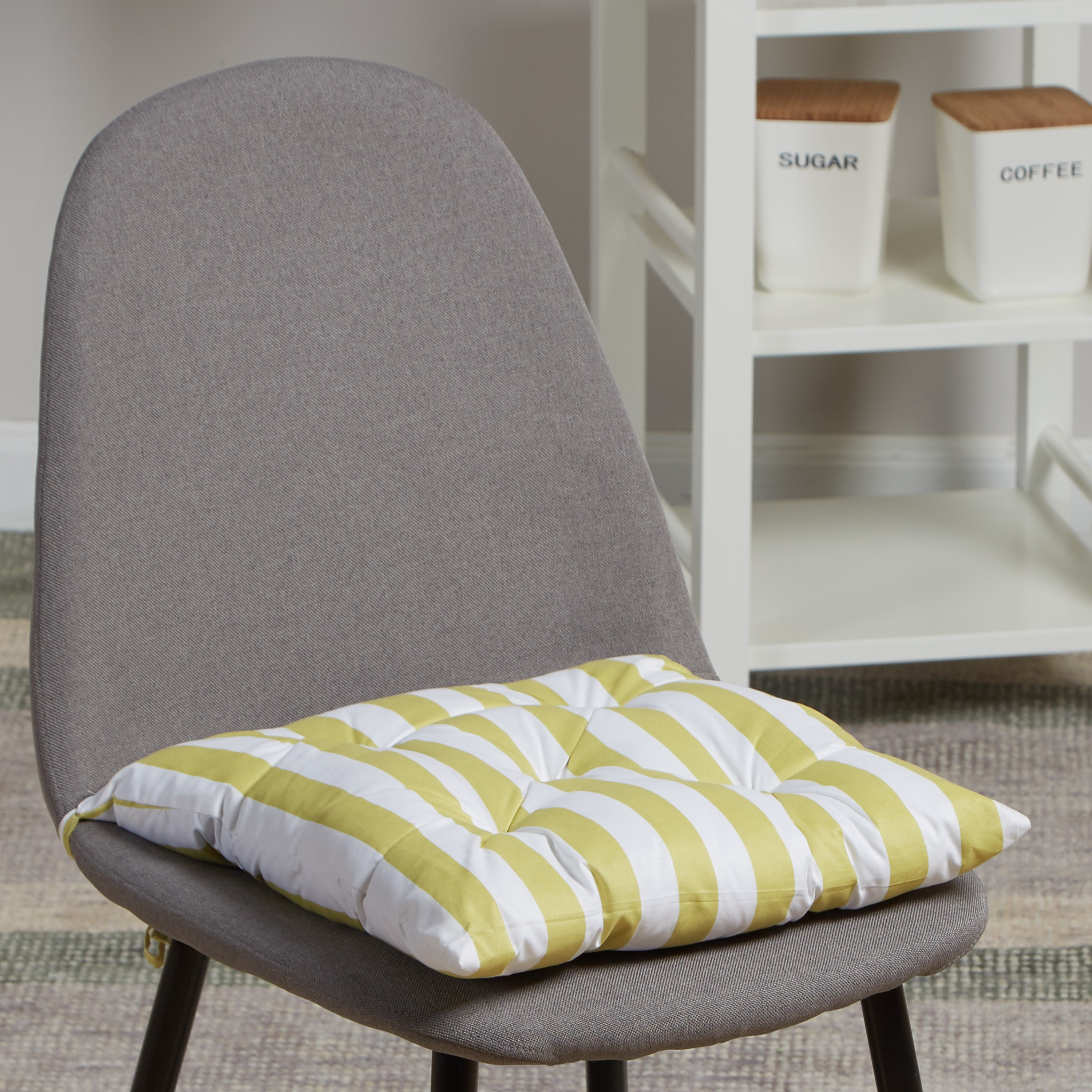 لبادة كرسي مخطّطة - بريما-household-cushionsandthrows-chairpads-image-1