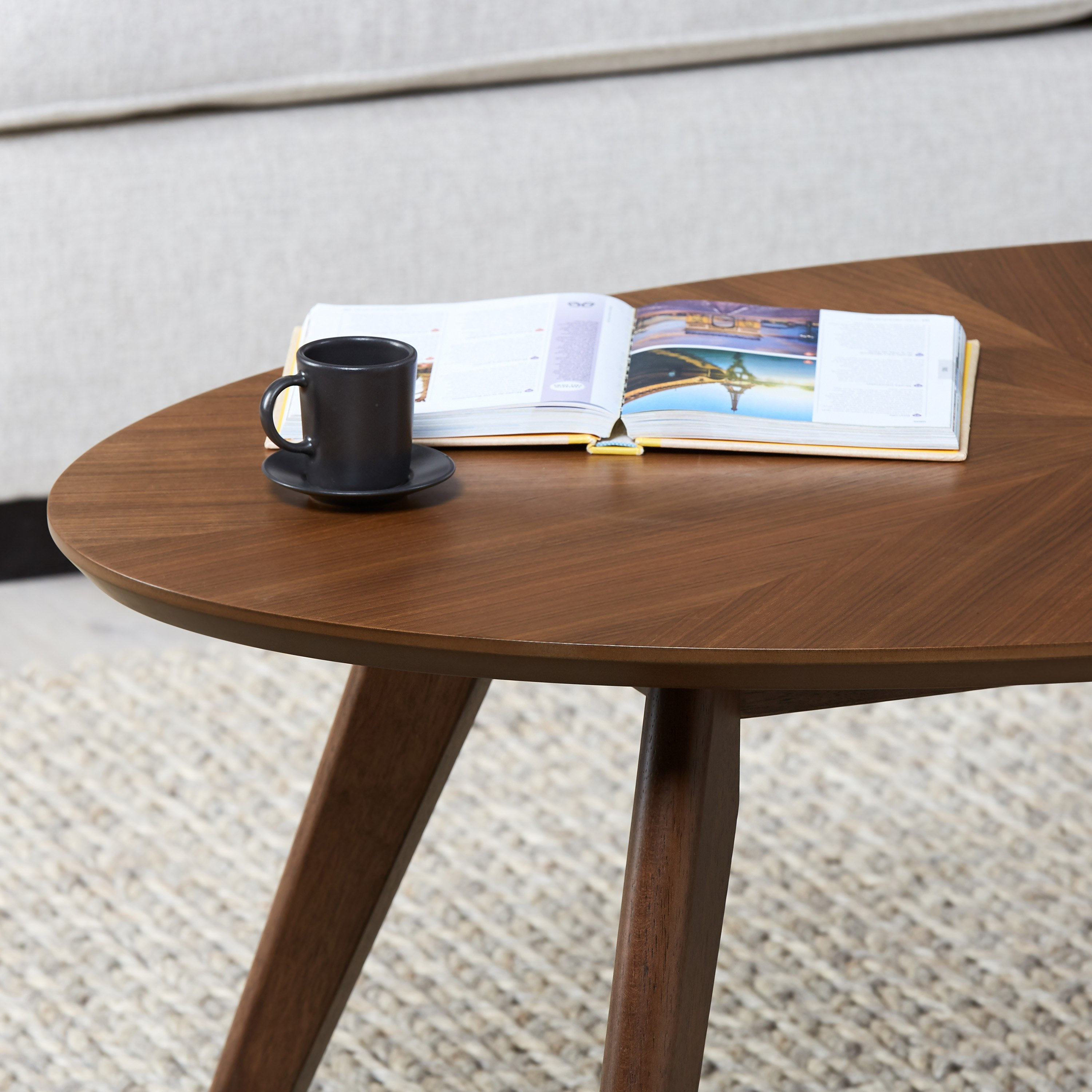 Weyline Coffee Table-furniture-livingroom-coffeetables-image-3