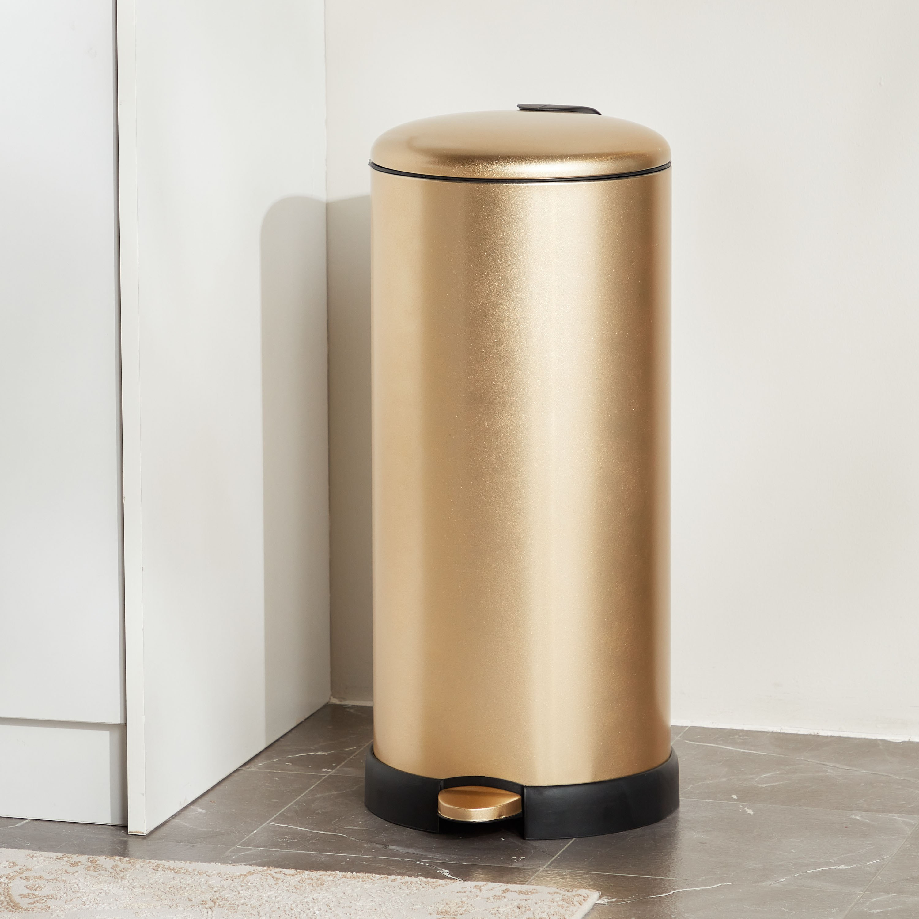 Soft Close Round Step Bin - 30 L