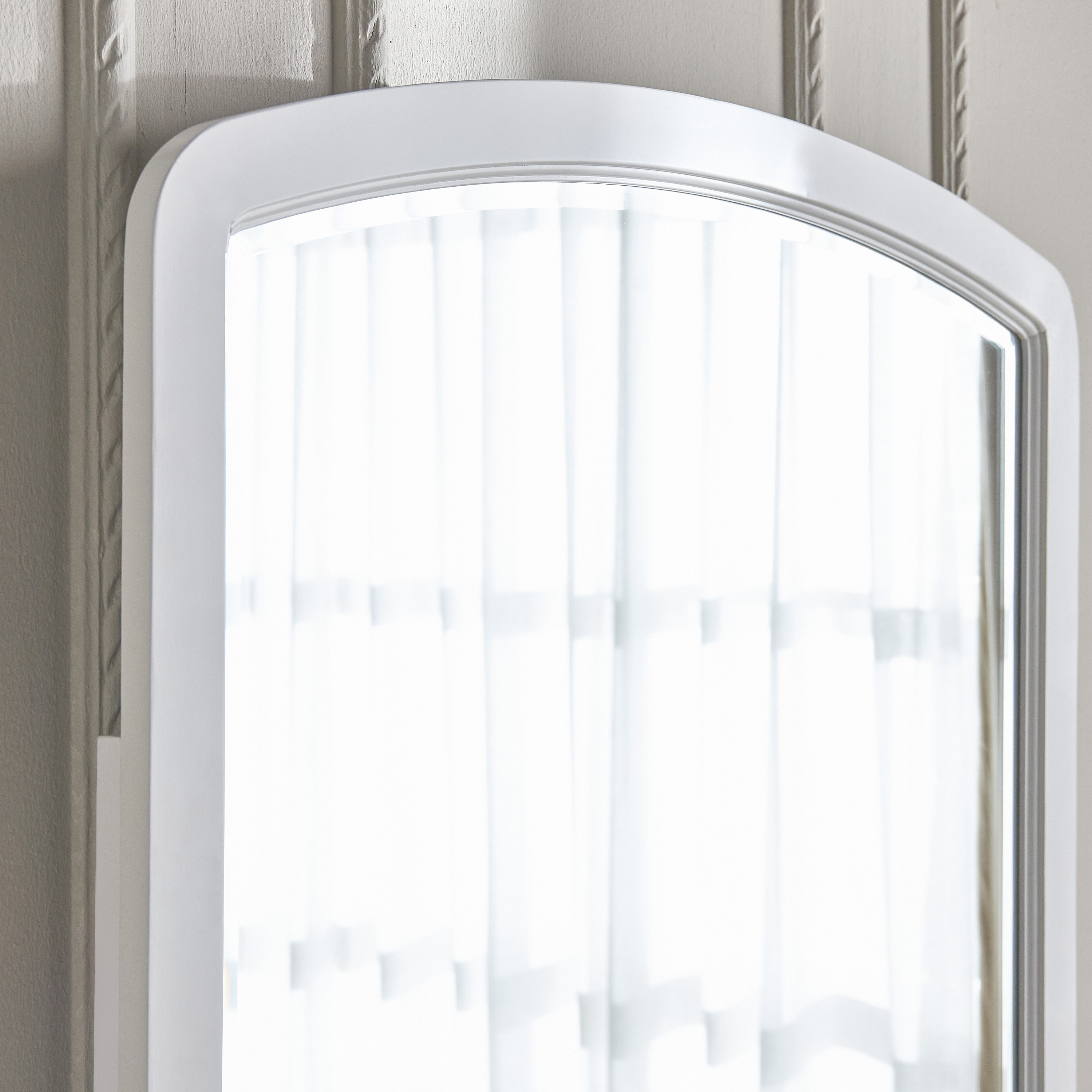 | مرآة طويلة دون طاولة تزيين - أديل