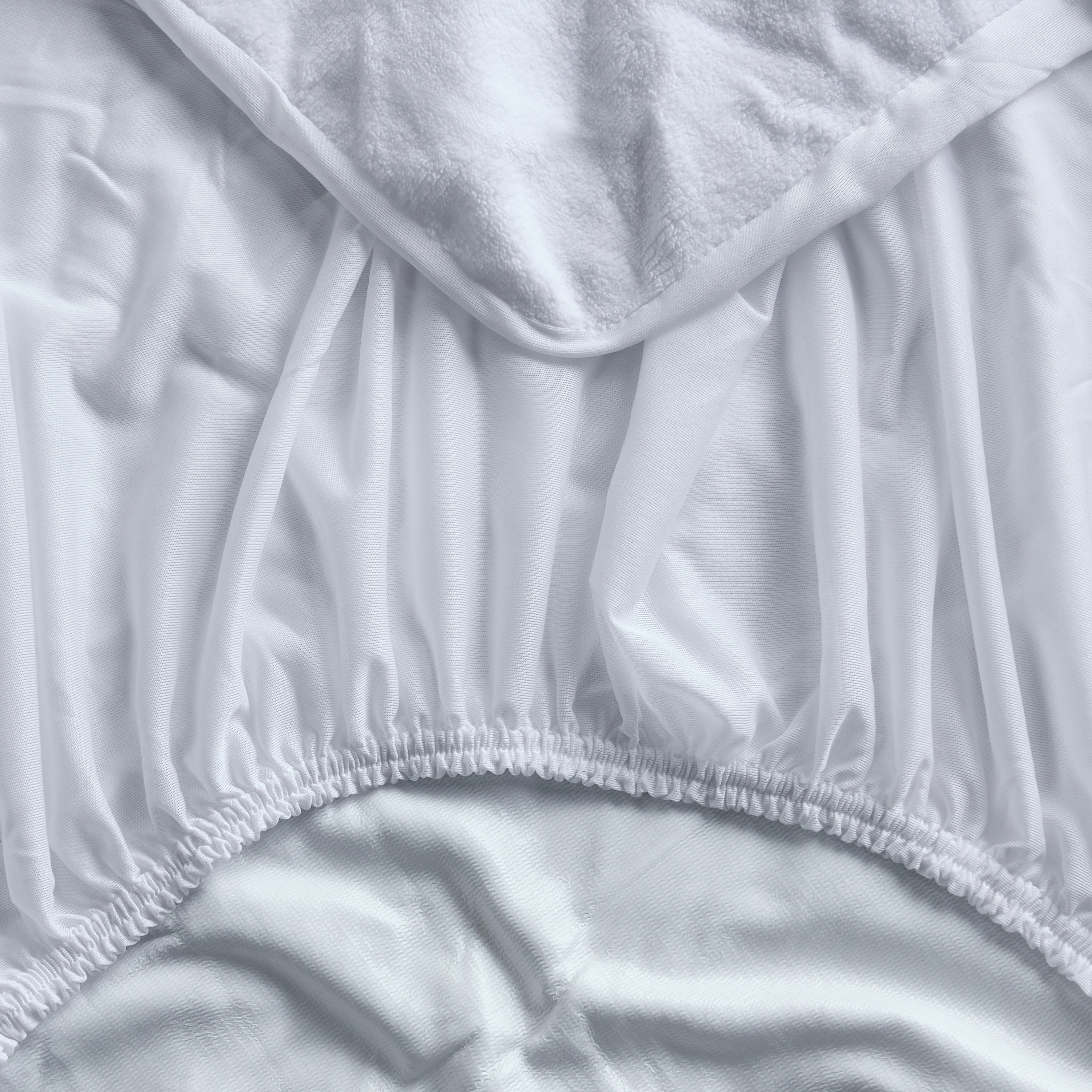 Coral Microfibre Single Mattress Protector - 90x200 cm-household-bedding-mattresstoppersandprotectors-mattressprotectors-image-2