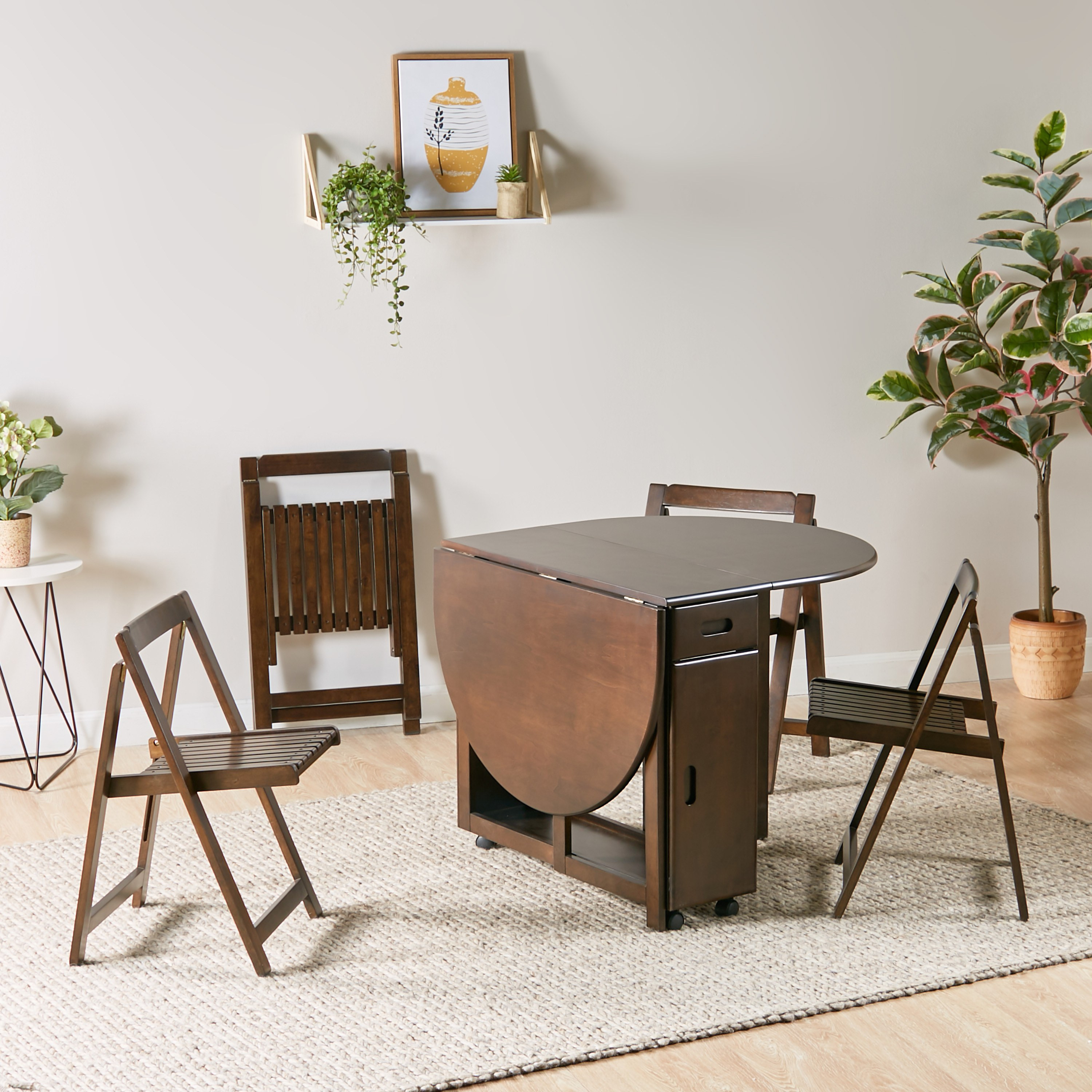 Foldable dining store table with chairs