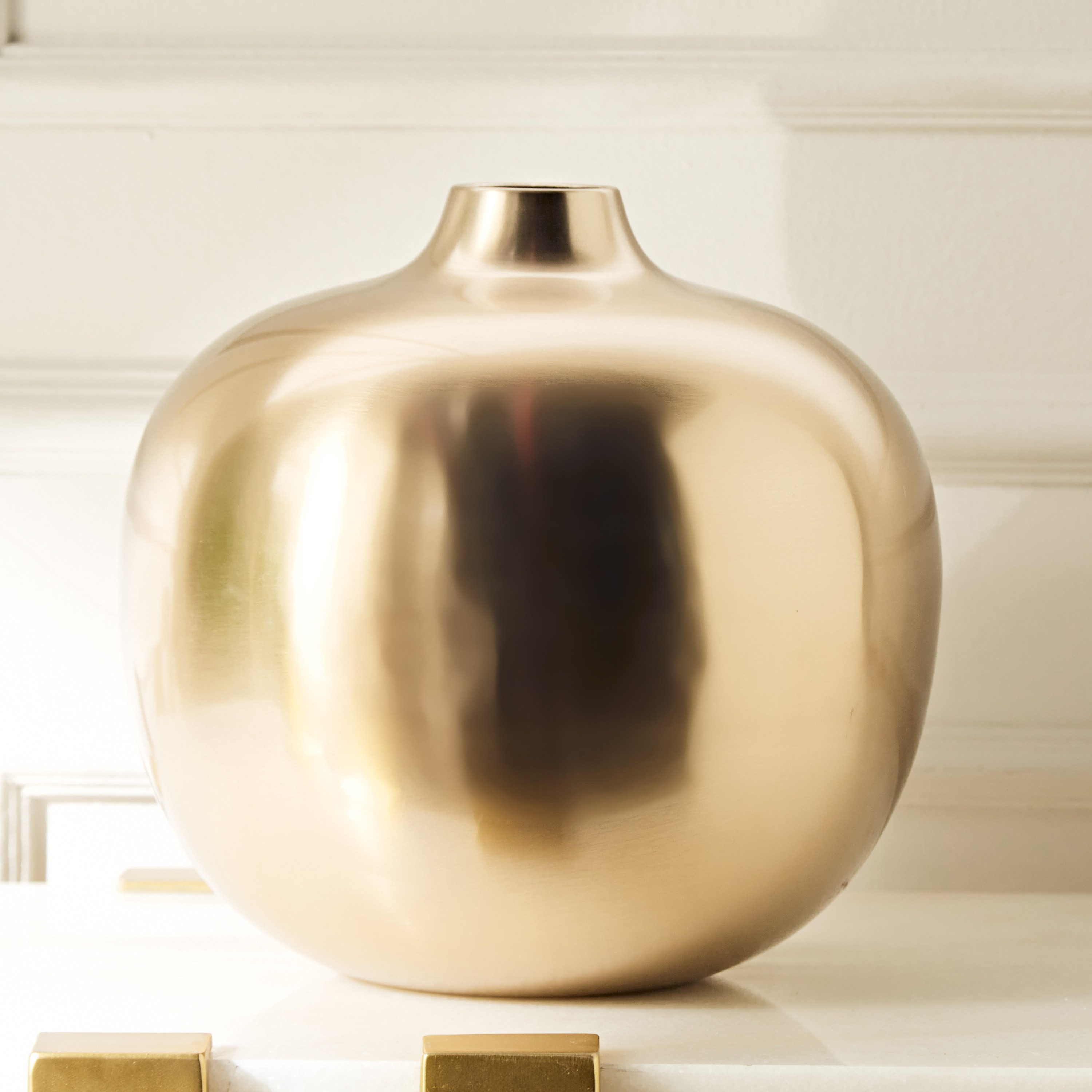 Maine Round Vase