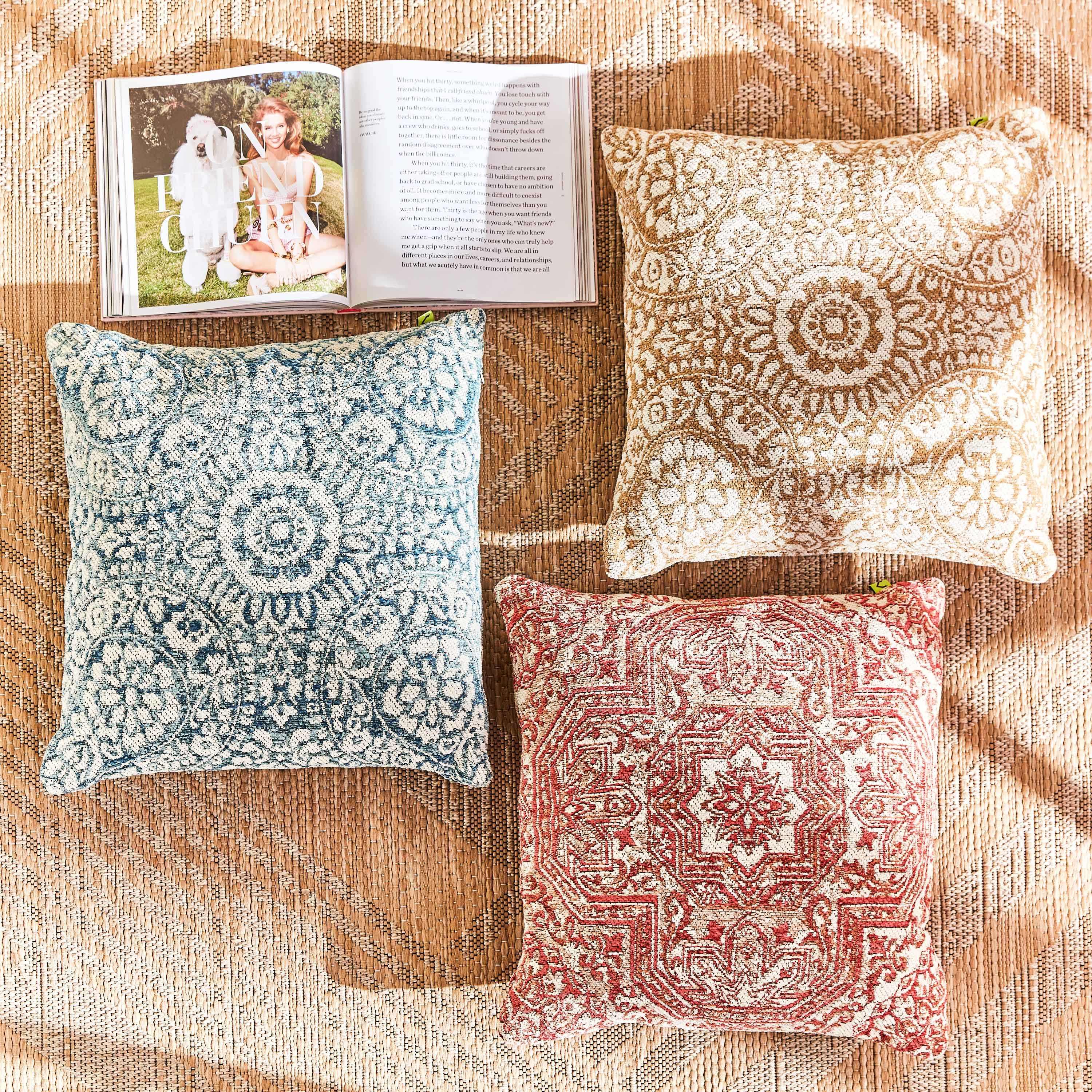 Arcana Filled Cushion - 50x50 cm-household-cushionsandthrows-filledcushions-decorativecushions-image-5