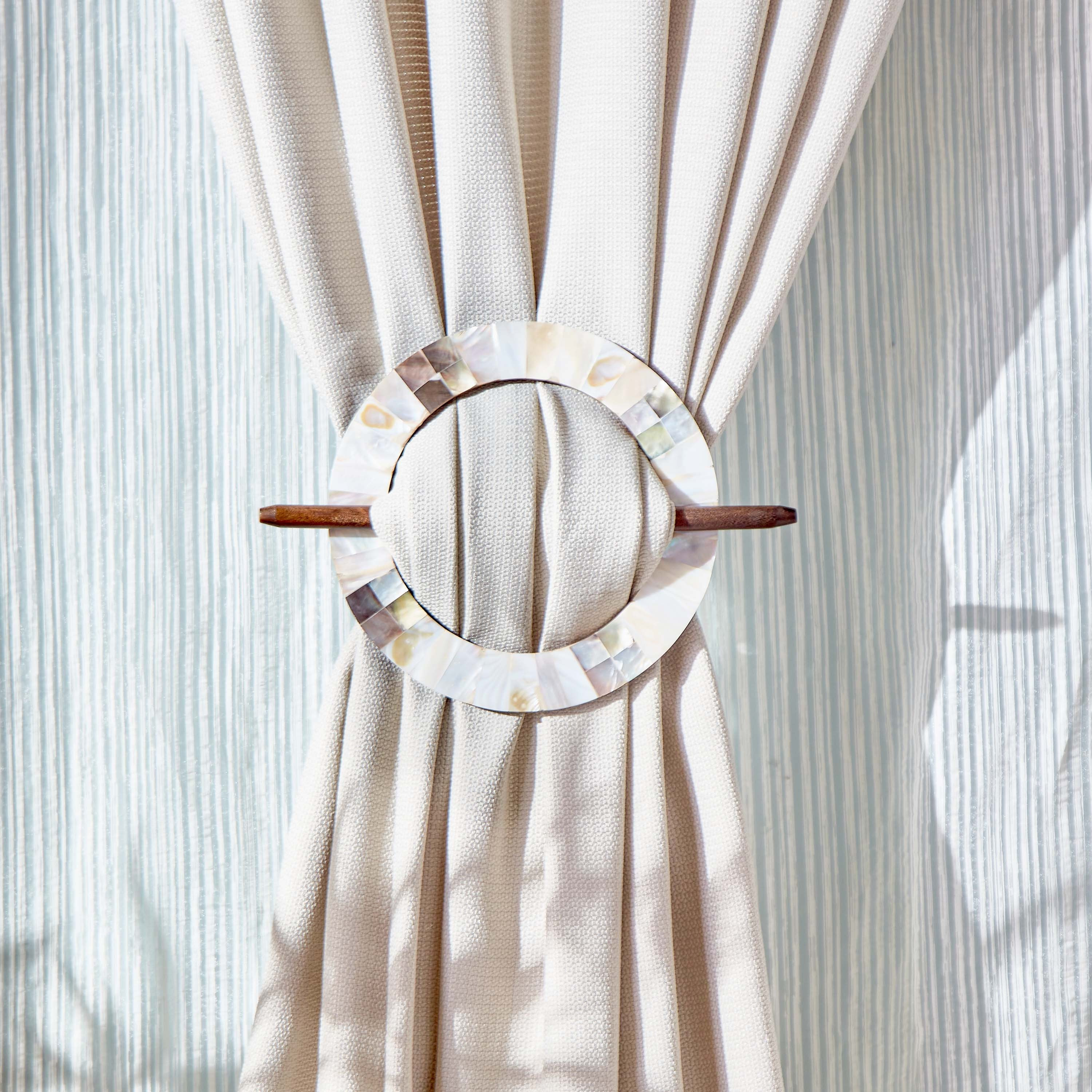 Oahu Round Curtain Tieback - 7.5 cm-household-windows-curtainrodsandaccessories-windowaccessories-image-1