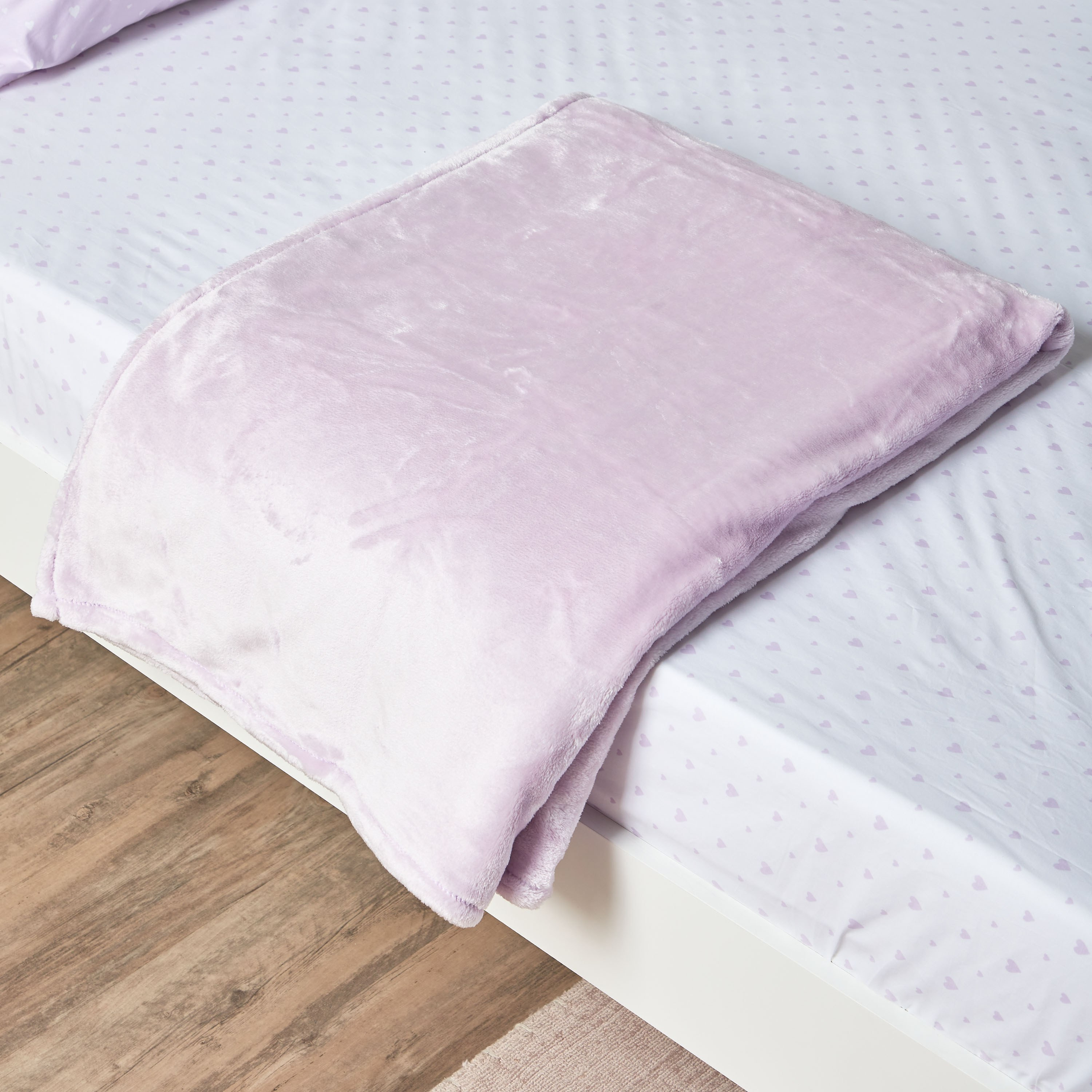 Luxury Rectangular Plush Blanket - 150x200 cms-babyandkids-beddingandwindows-bedding-blanketsandquilts-image-2