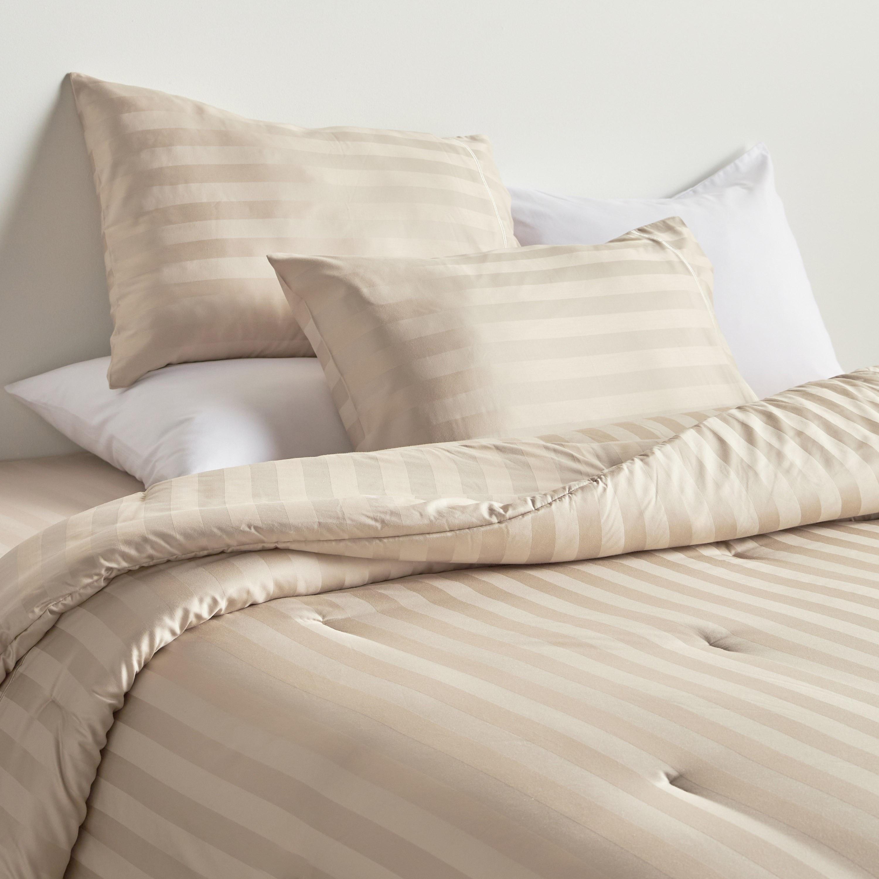 Satin Stripe Pima Cotton Sateen 525 Thread Count 3-Piece Full Comforter Set - 160x240 cm-household-bedding-comfortersandbedspreads-comforters-image-1