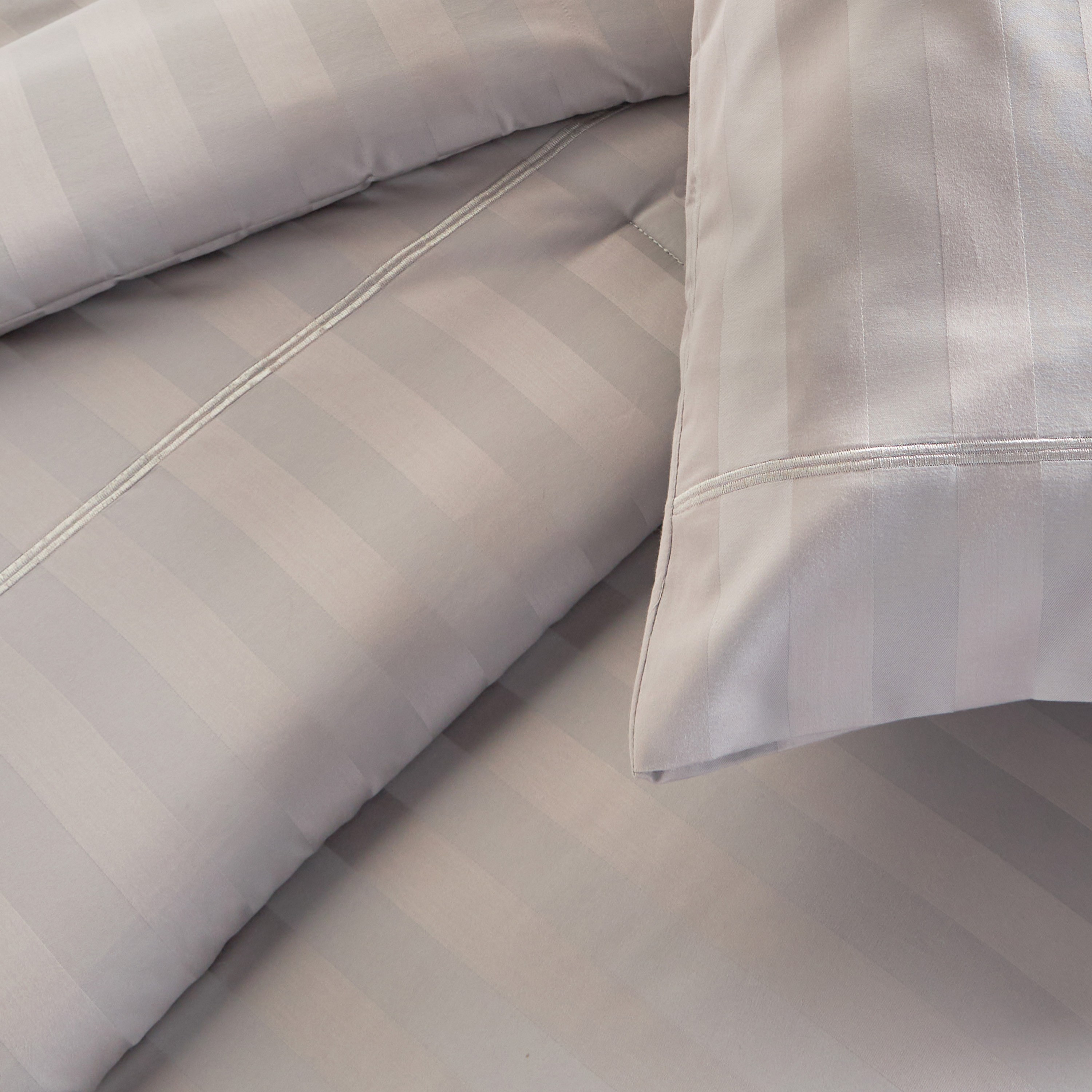 Satin Stripe Pima Cotton Sateen 525 Thread Count 3-Piece Full Comforter Set - 160x240 cm-household-bedding-comfortersandbedspreads-comforters-image-4