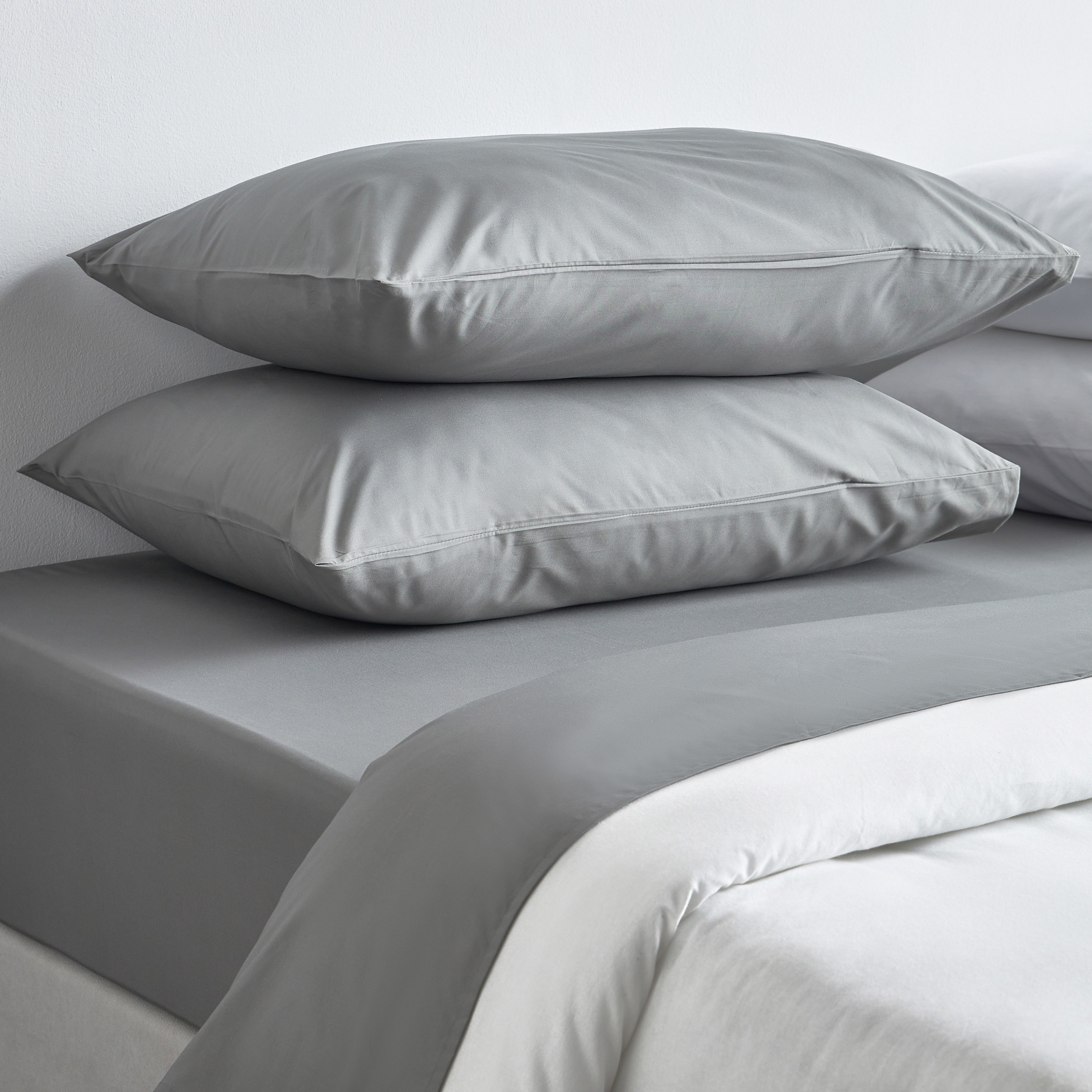 Serenity Cotton Percale 200 Thread Count Full Fitted Sheet - 120x200 cm-household-bedding-sheetsandpillowcases-fittedsheets-image-4
