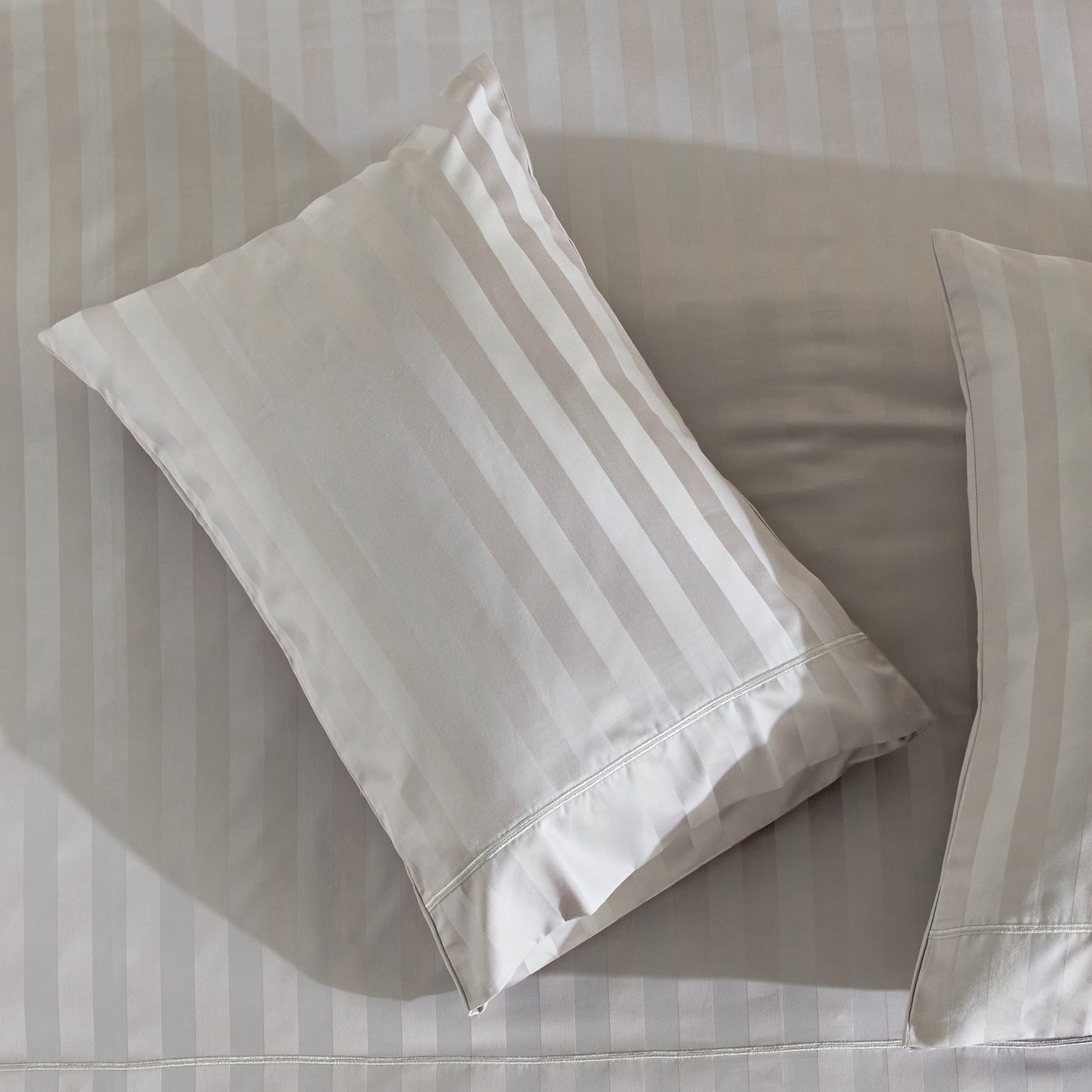 Satin Stripe Pima Cotton Sateen 525 Thread Count 3-Piece Queen Duvet Cover Set - 200x200 cm-household-bedding-duvetandcovers-duvetcovers-image-3