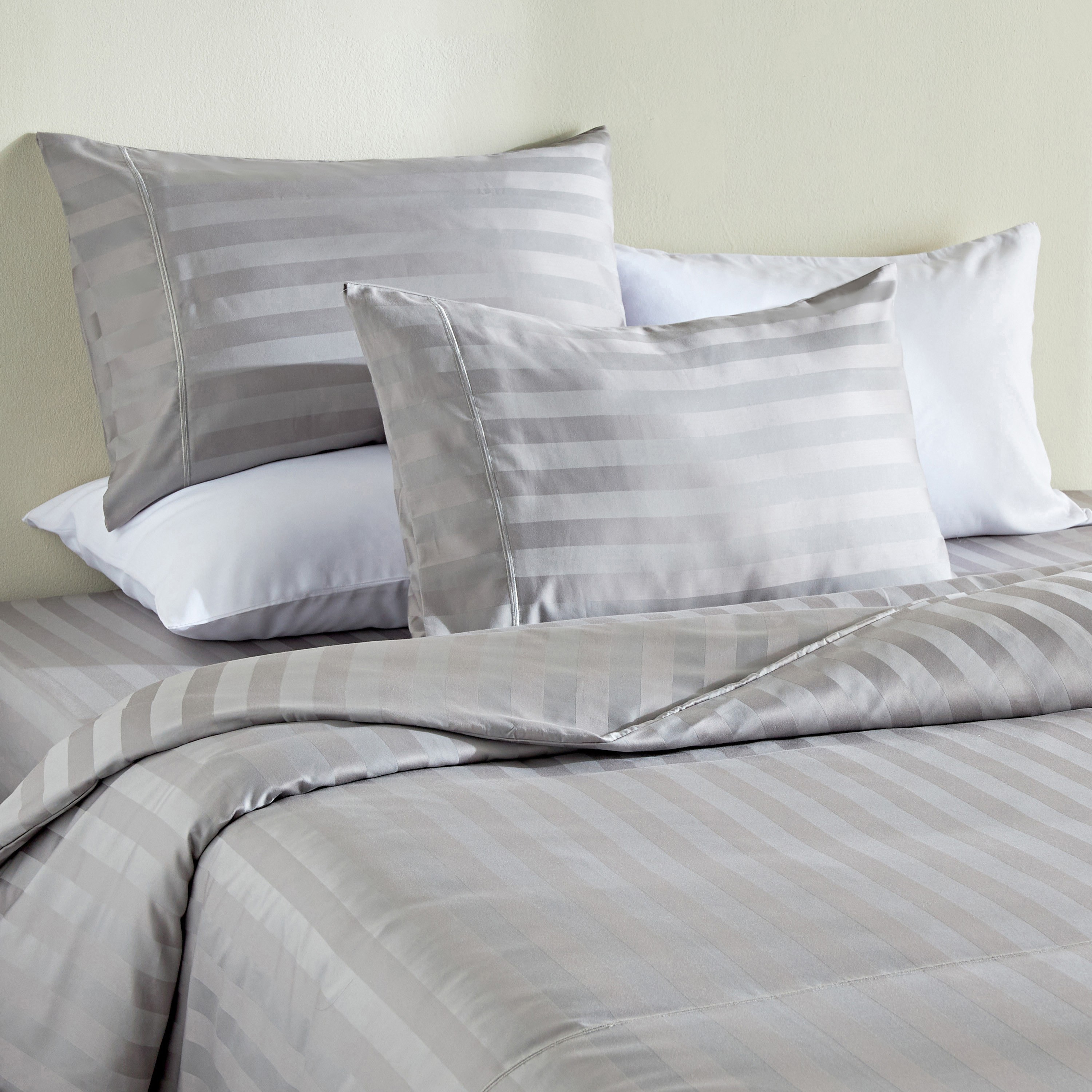 Satin Stripe Pima Cotton Sateen 525 Thread Count 3-Piece King Duvet Cover Set - 220x230 cm-household-bedding-duvetandcovers-duvetcovers-image-1