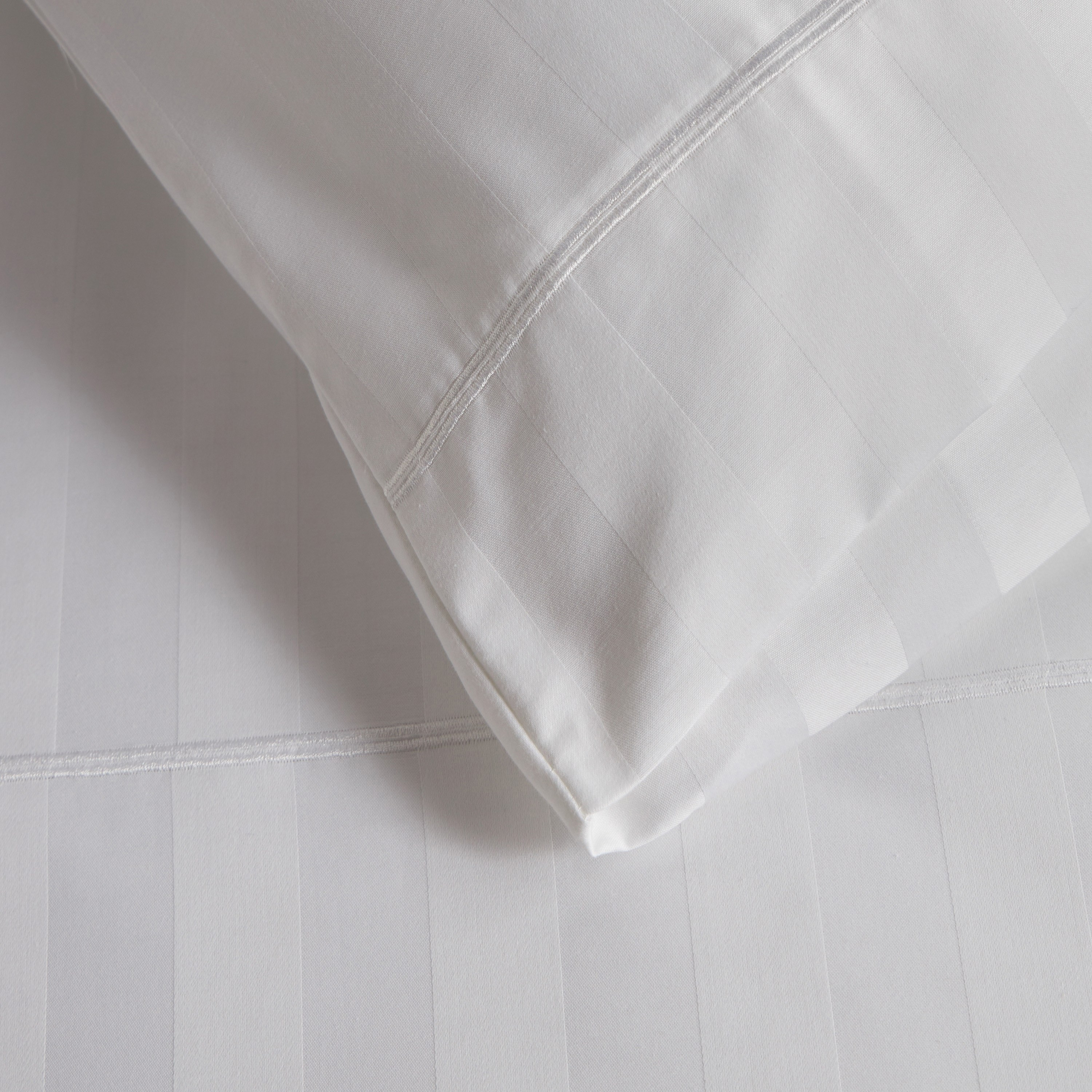 Satin Stripe Pima Cotton Sateen 525 Thread Count 3-Piece King Duvet Cover Set - 220x230 cm-household-bedding-duvetandcovers-duvetcovers-image-4