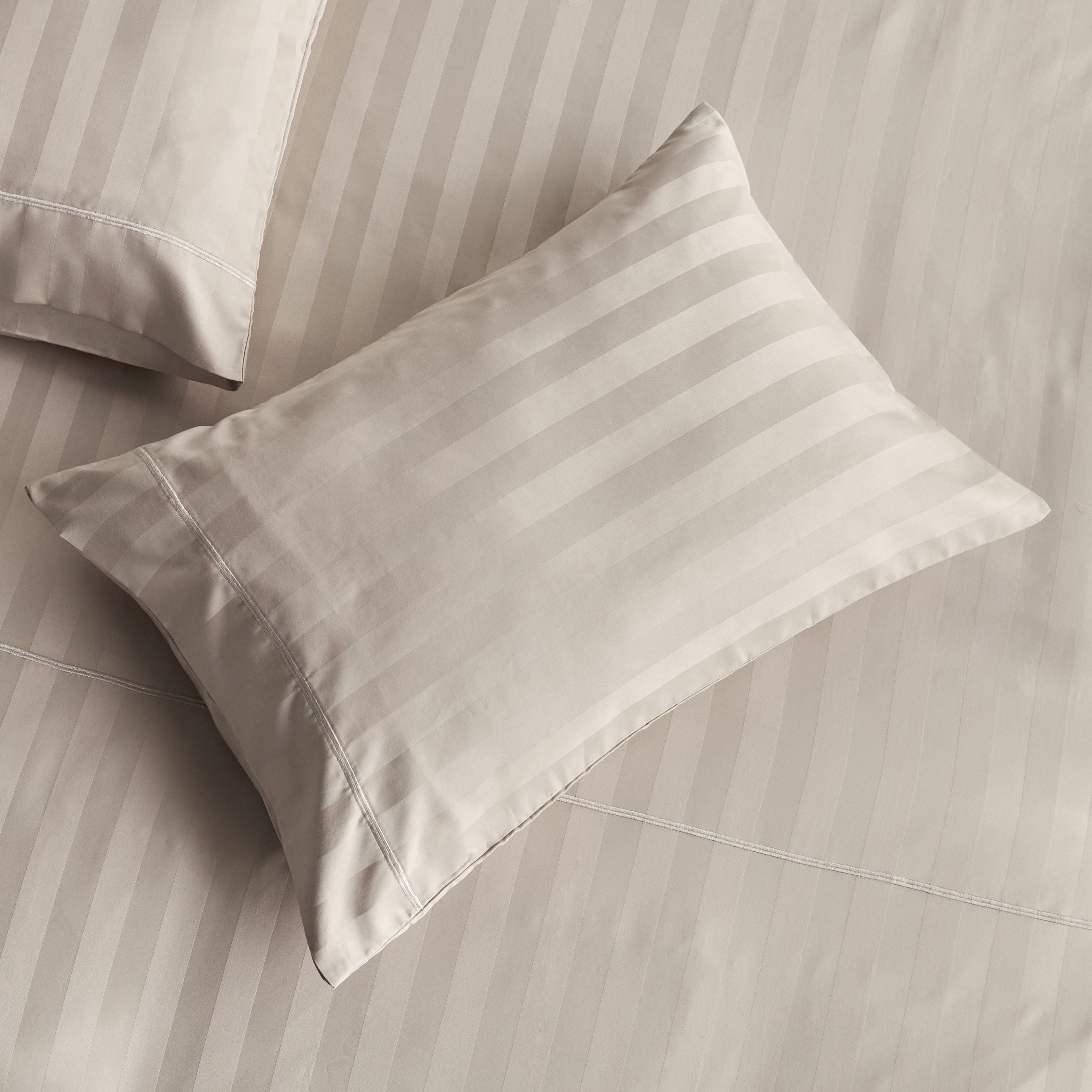 Satin Stripe Pima Cotton Sateen 525 Thread Count 3-Piece Super King Duvet Cover Set - 260x220 cm-household-bedding-duvetandcovers-duvetcovers-image-4