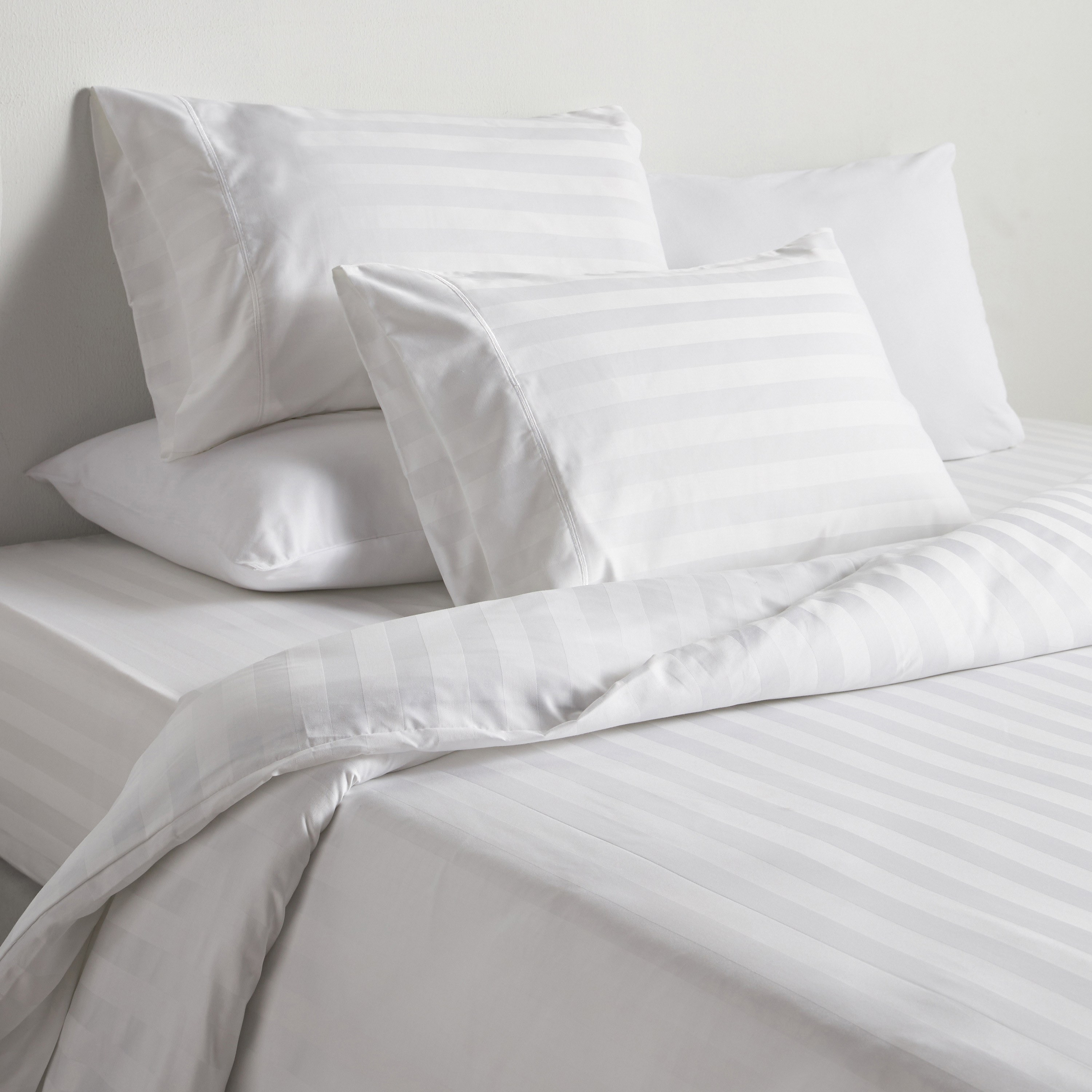 Satin Stripe Pima Cotton Sateen 525 Thread Count 3-Piece Super King Duvet Cover Set - 220x260 cm-household-bedding-duvetandcovers-duvetcovers-image-1