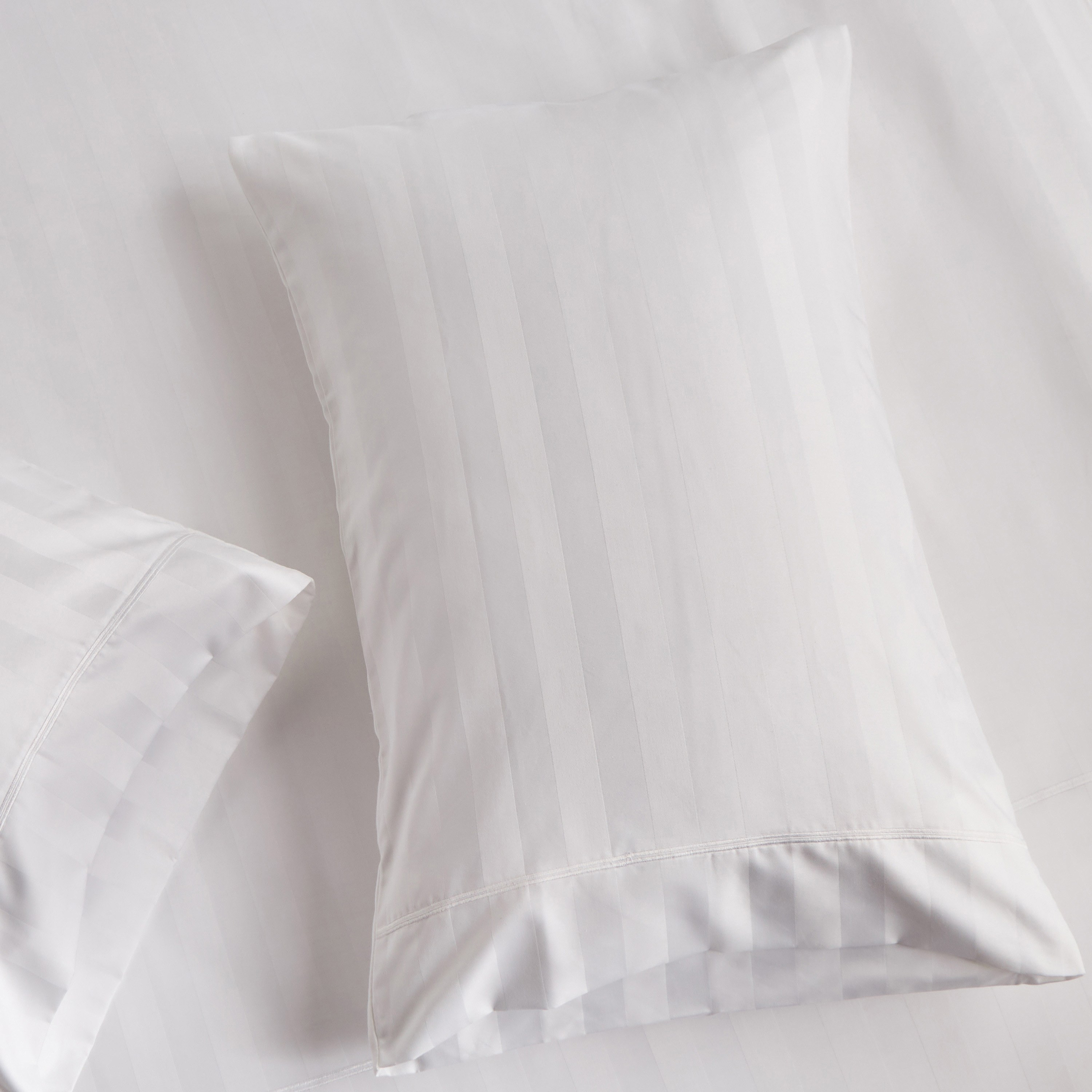 Satin Stripe Pima Cotton Sateen 525 Thread Count 3-Piece Super King Duvet Cover Set - 220x260 cm-household-bedding-duvetandcovers-duvetcovers-image-3