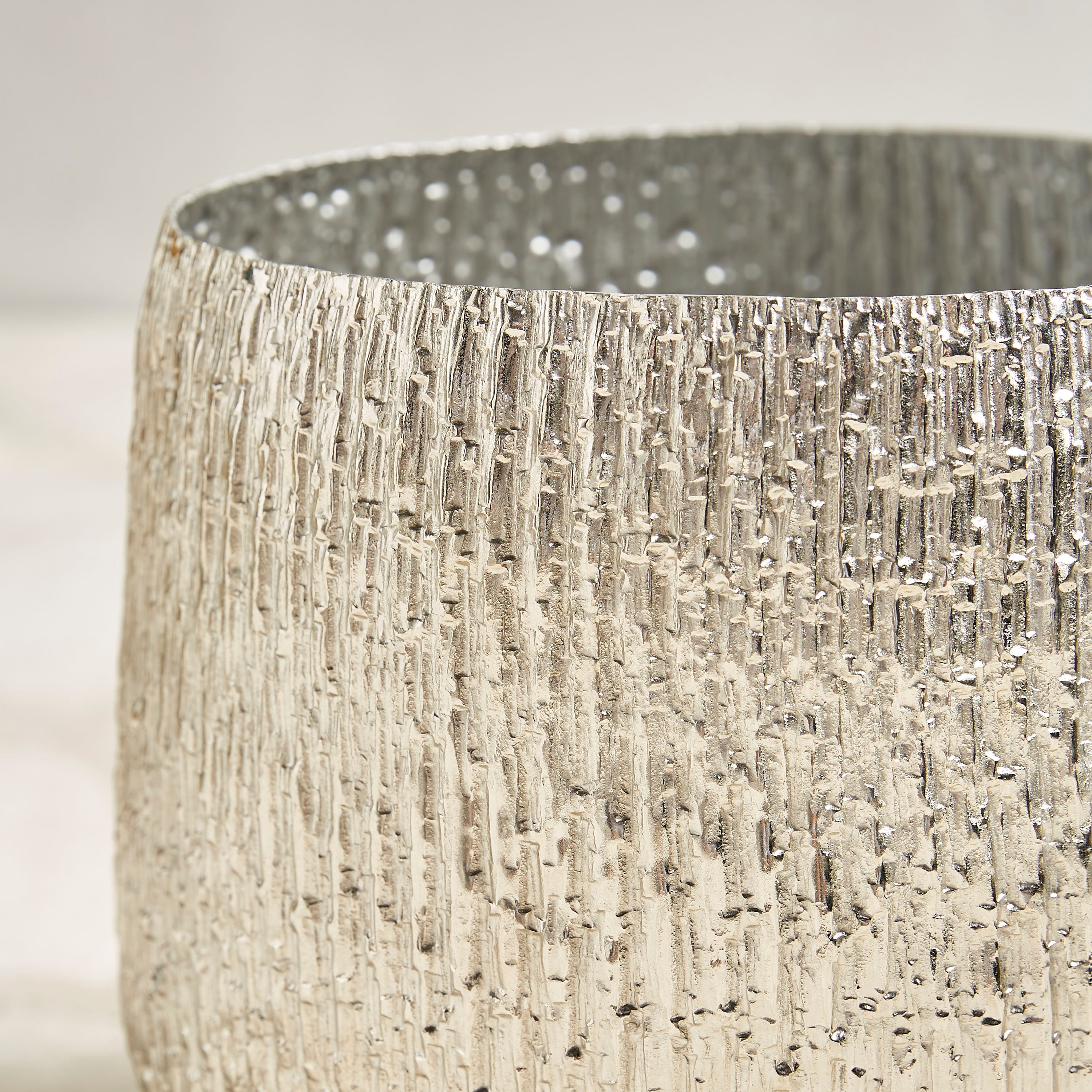 Kangri Aluminium Metallic Planter-household-gardenandoutdoor-potsandplanters-planters-image-3