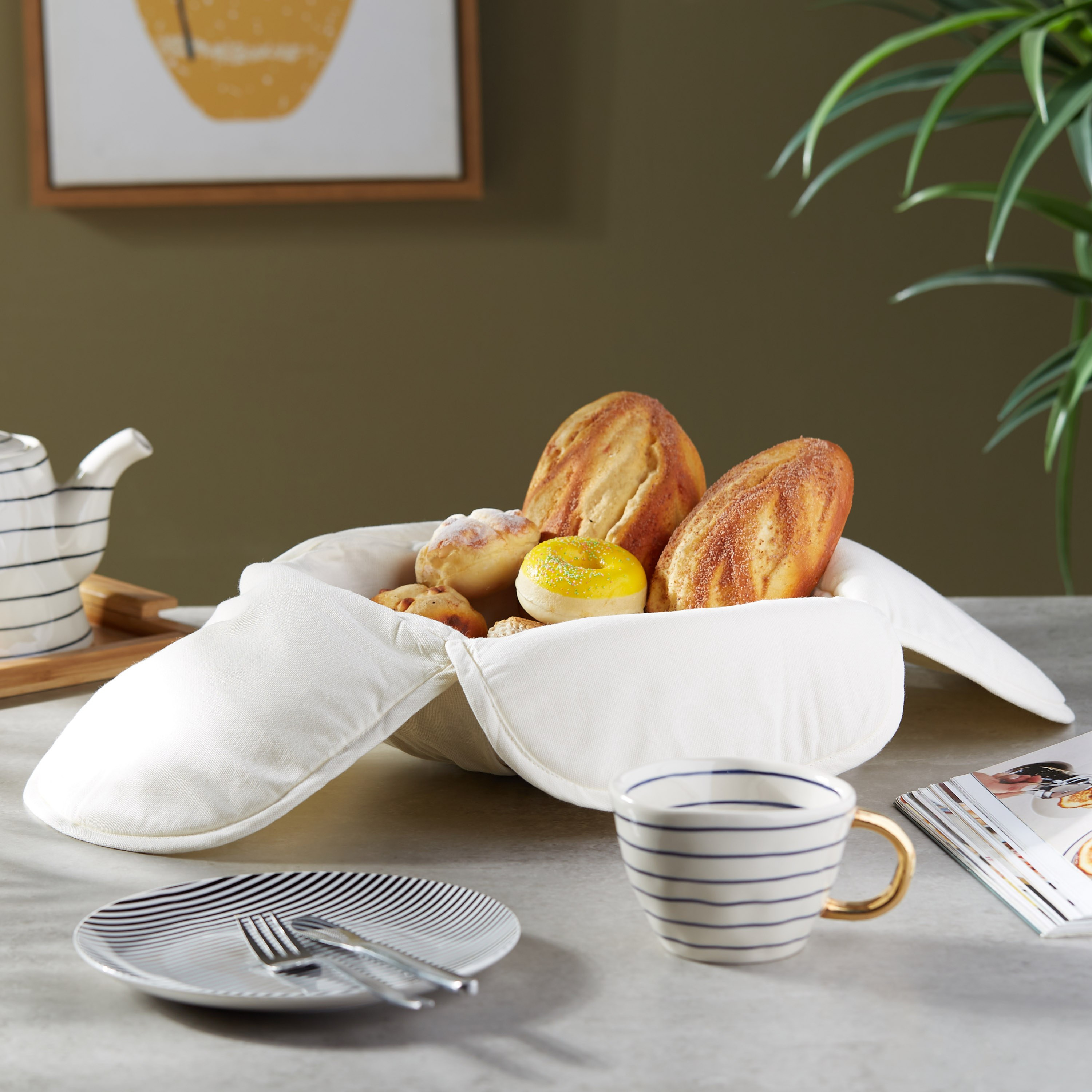Nyle Bread Basket-household-dining-tablelinen-napkinsandaccessories-image-4