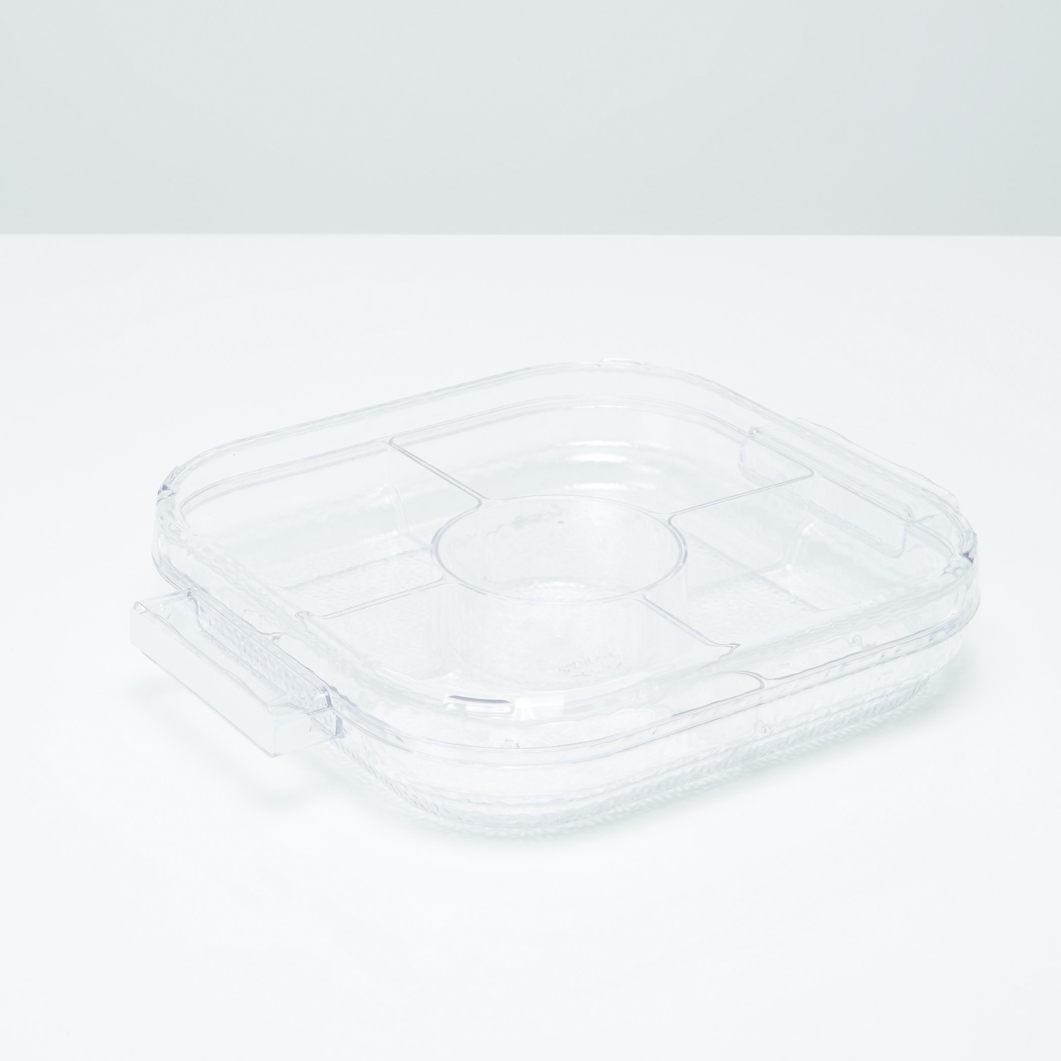 Krystal Server with Dividers and Lid-household-dining-serveware-chipsanddip-image-1