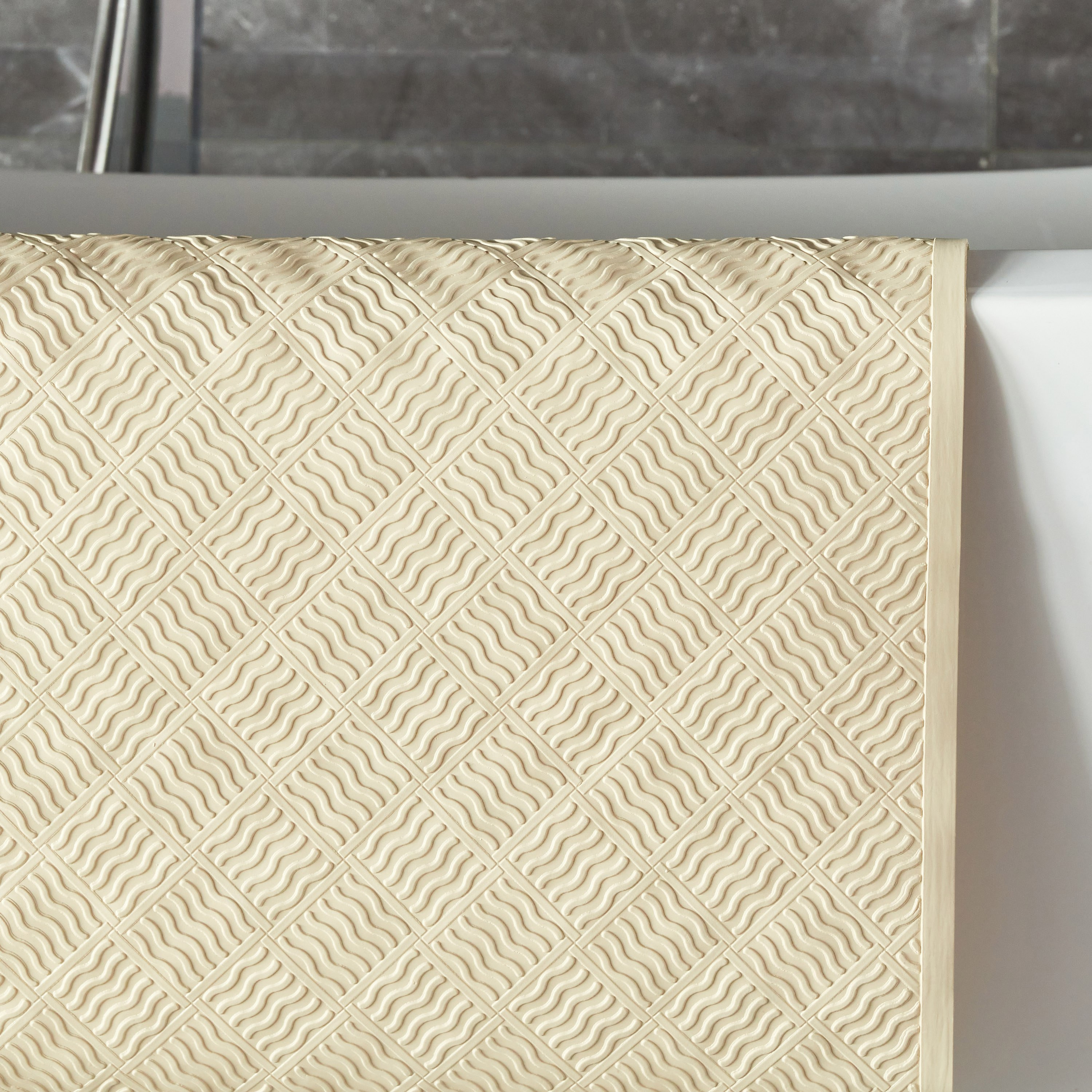 سجادة حمّام مانعة للانزلاق - 40x70 سم-household-bathandlaundry-bathlinen-bathmatsandtubmats-image-2