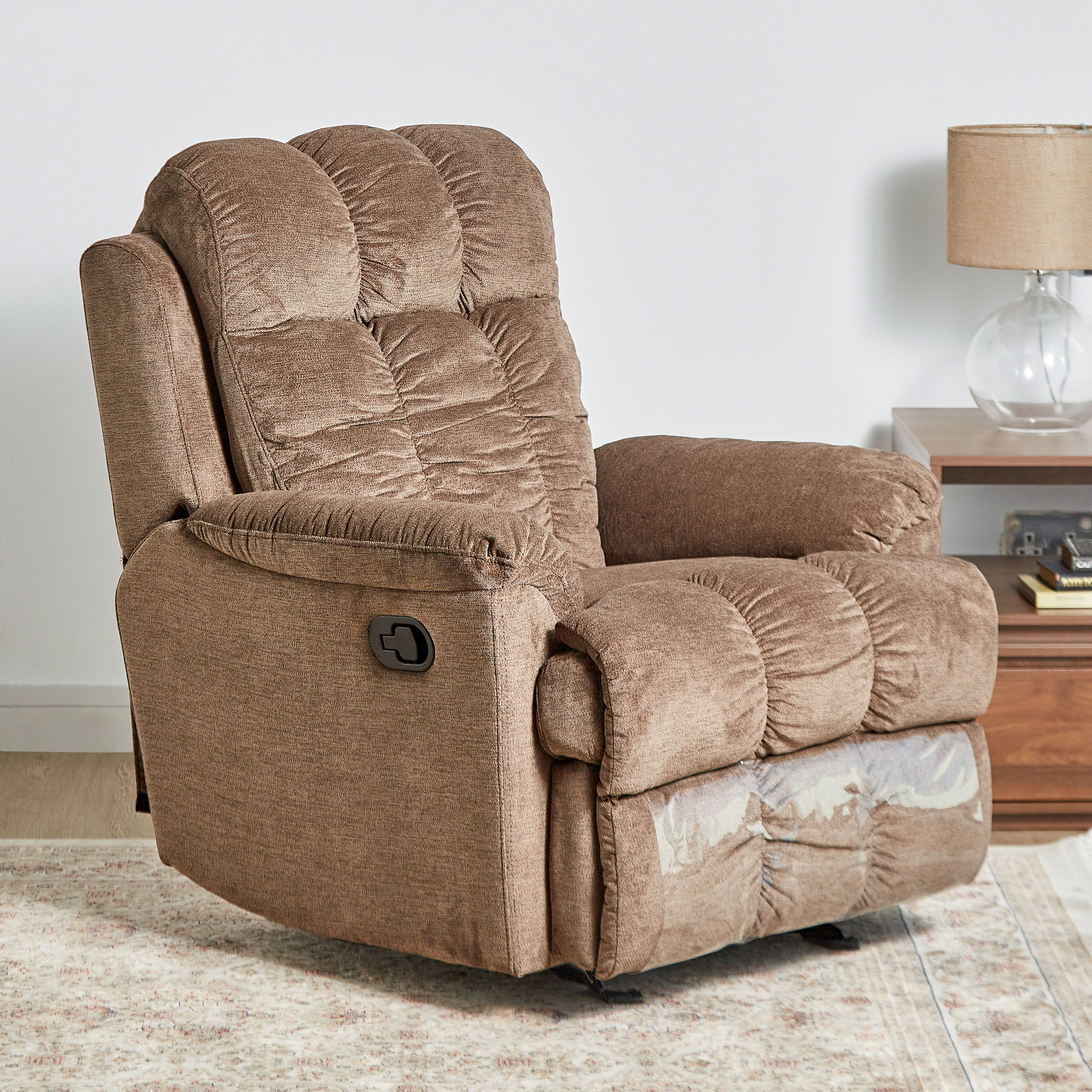 Home furniture outlet recliners