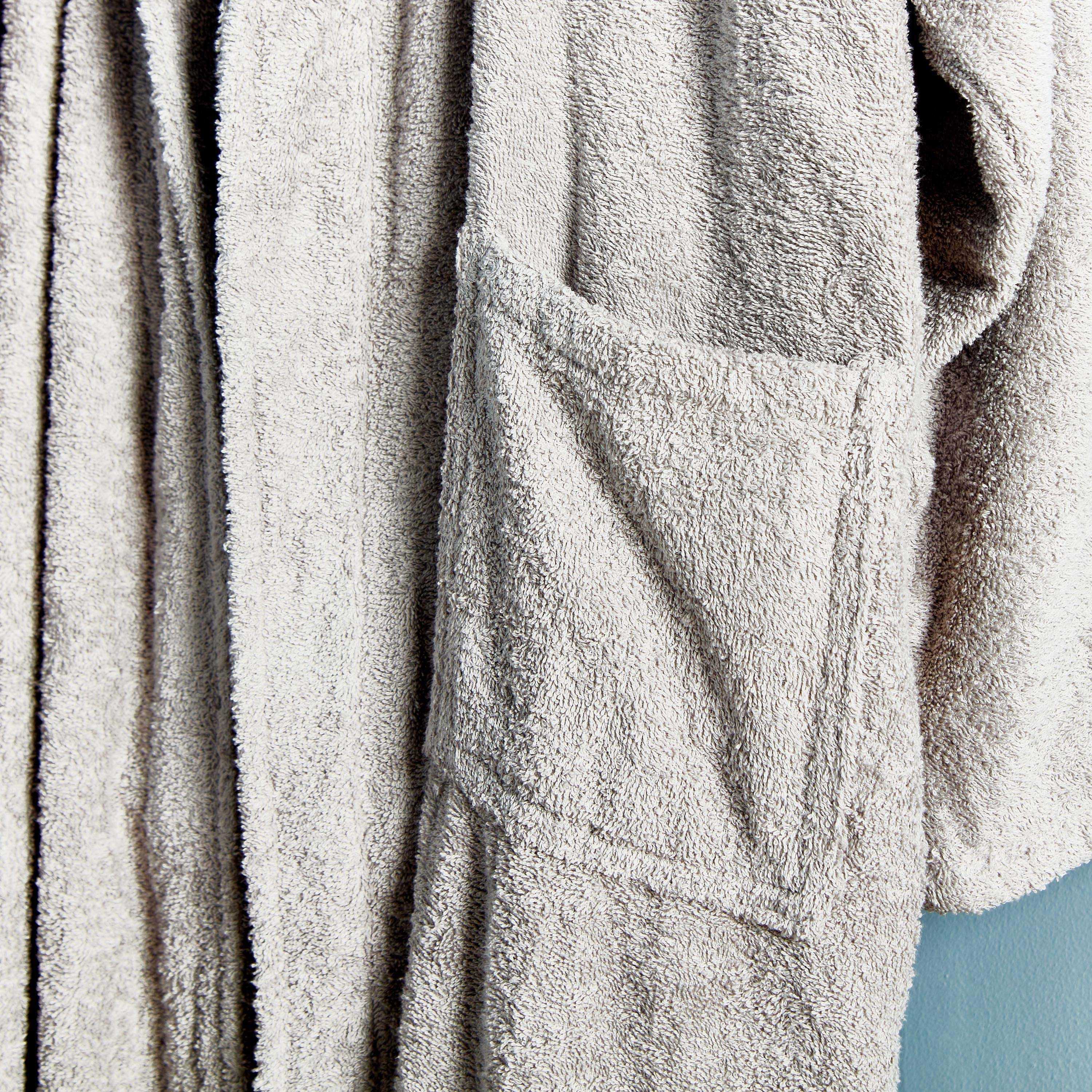Ashley Bathrobe-household-bathandlaundry-bathlinen-bathrobesandslippers-bathrobes-image-4