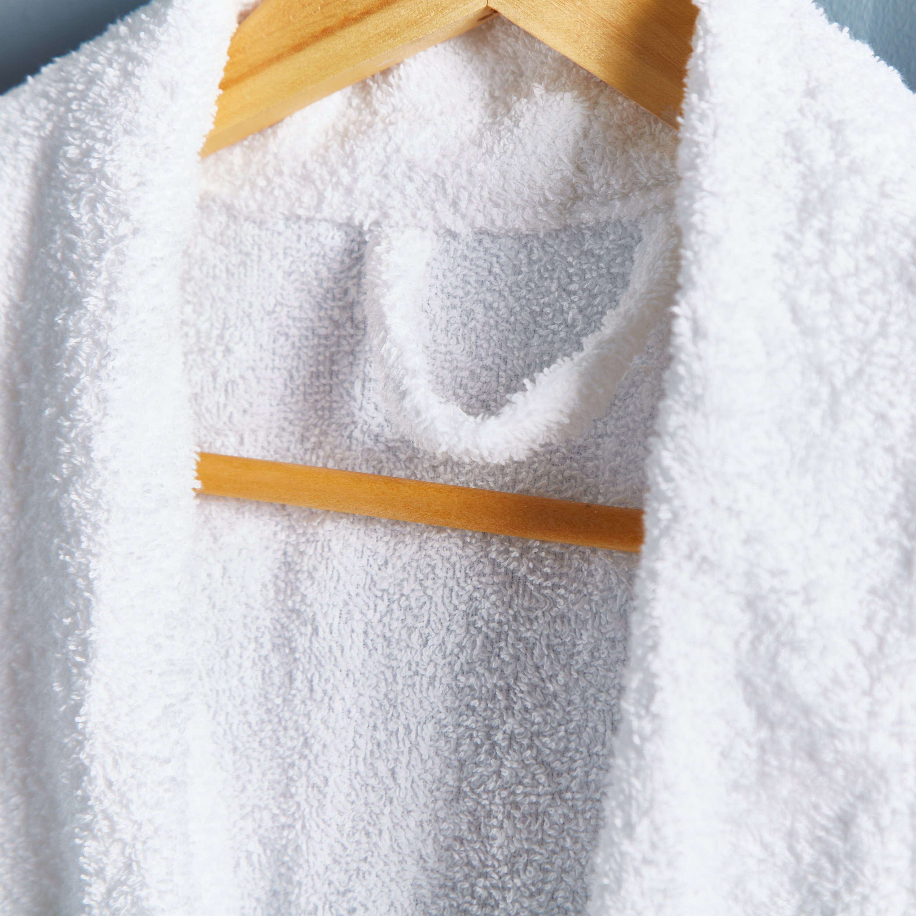 Ashley Bathrobe-household-bathandlaundry-bathlinen-bathrobesandslippers-bathrobes-image-5