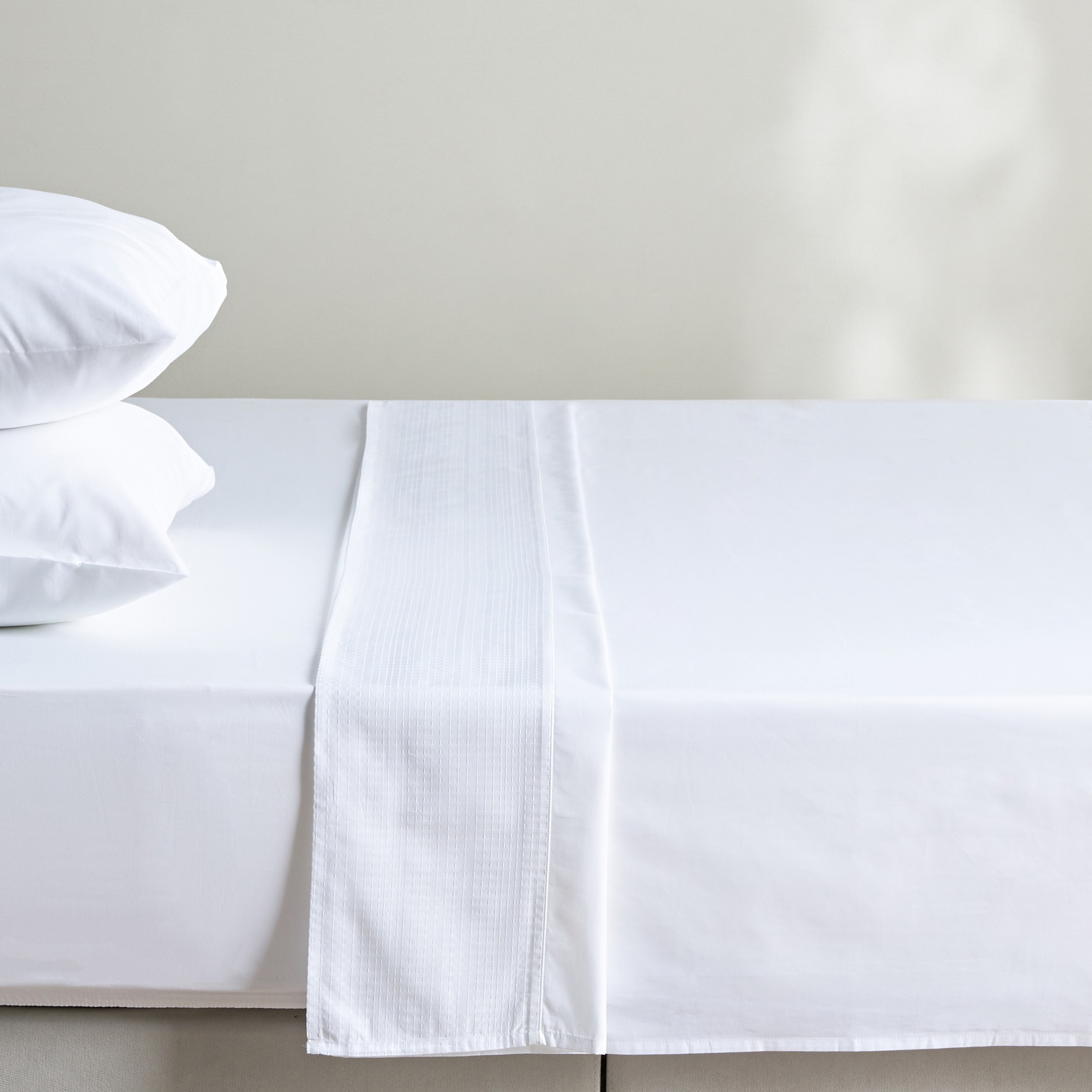 Eternity Cotton Percale 325 Thread Count Queen Flat Sheet - 180x270 cm-household-bedding-sheetsandpillowcases-flatsheets-image-1
