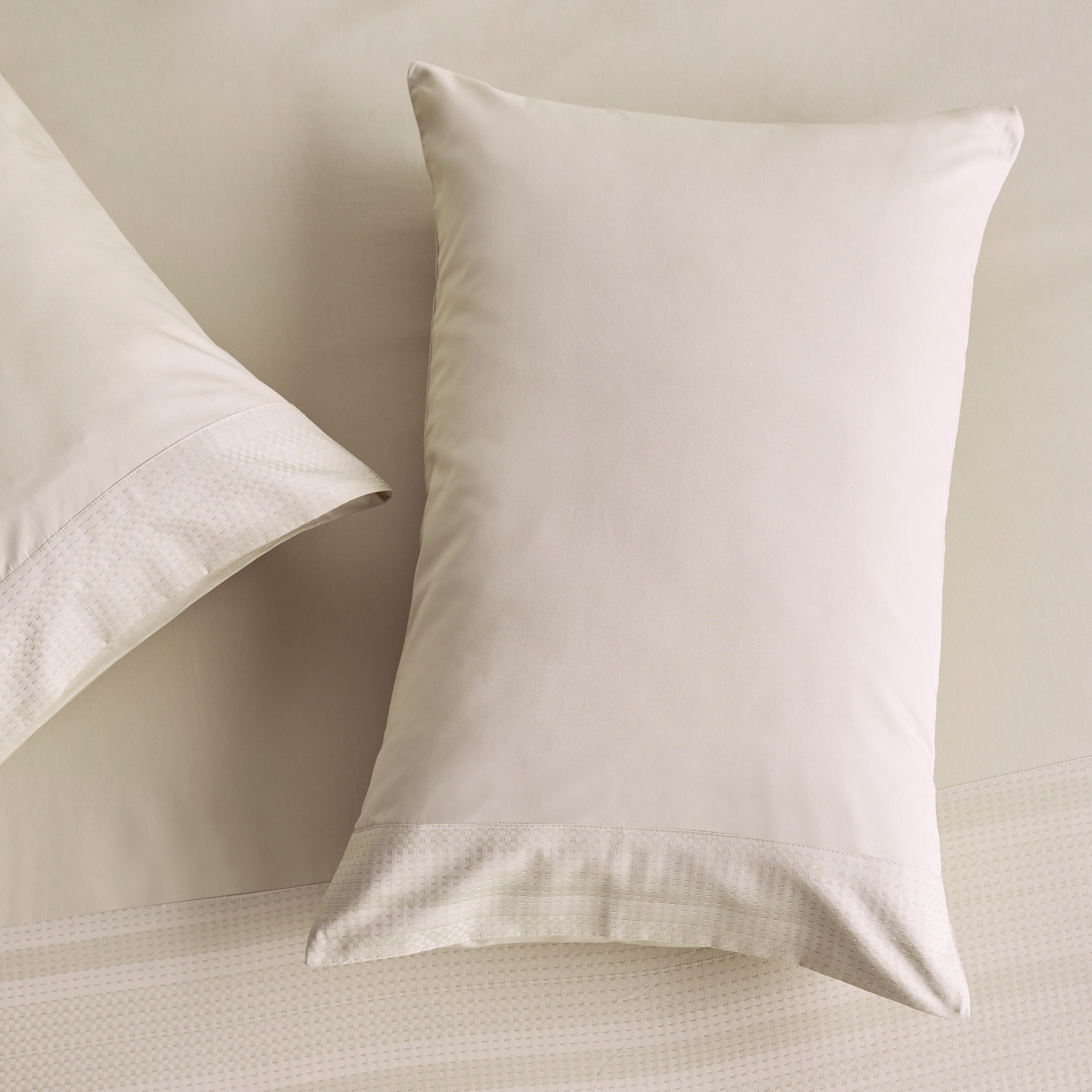Eternity Cotton Percale 325 Thread Count 3-Piece Single Duvet Cover Set - 135x200 cm-household-bedding-duvetandcovers-duvetcovers-image-3
