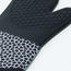 Star Silicone Oven Mitten-household-kitchen-kitchenlinen-apronsmittsandpotholders-image-2