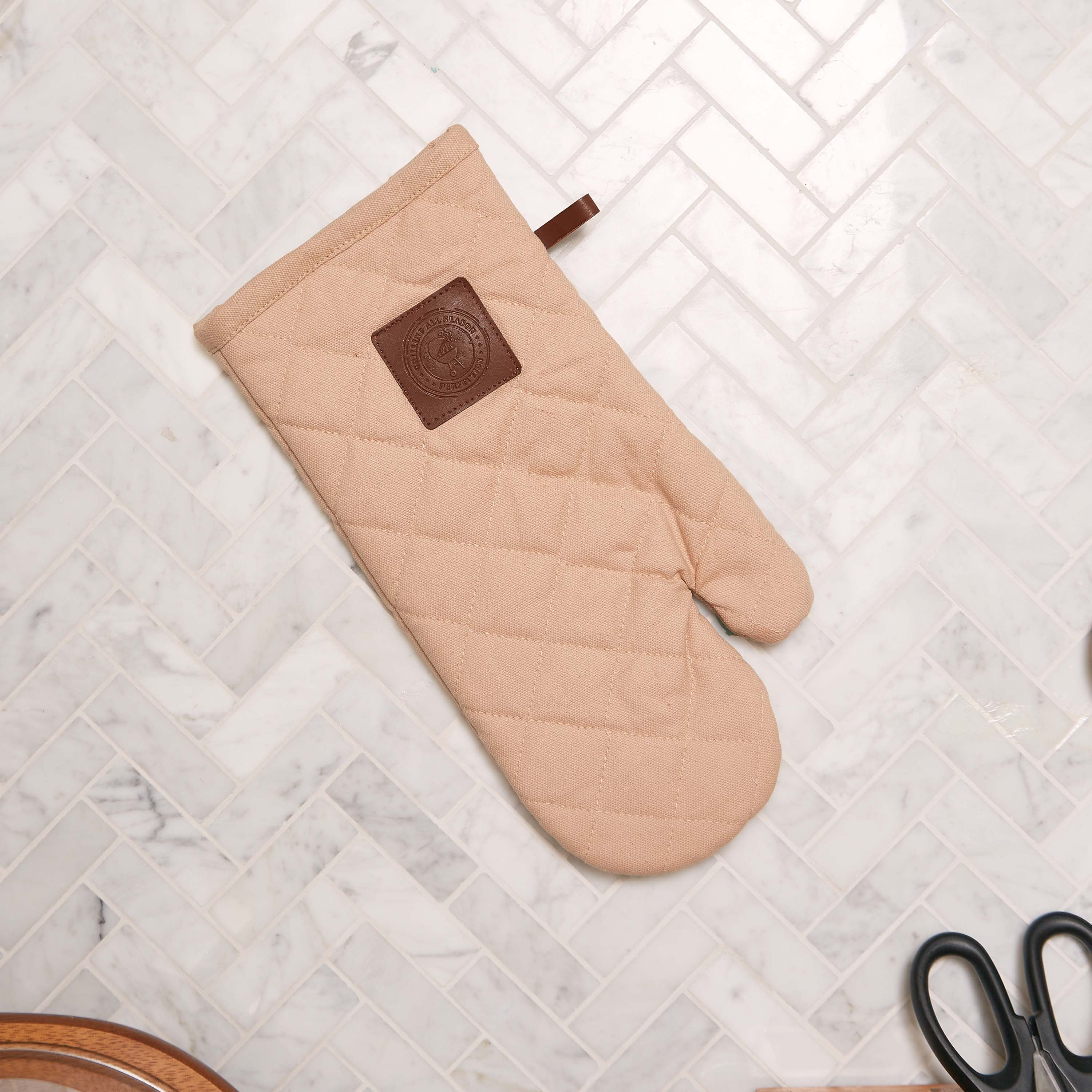 Truffles Oven Mitten-household-kitchen-kitchenlinen-apronsmittsandpotholders-image-2