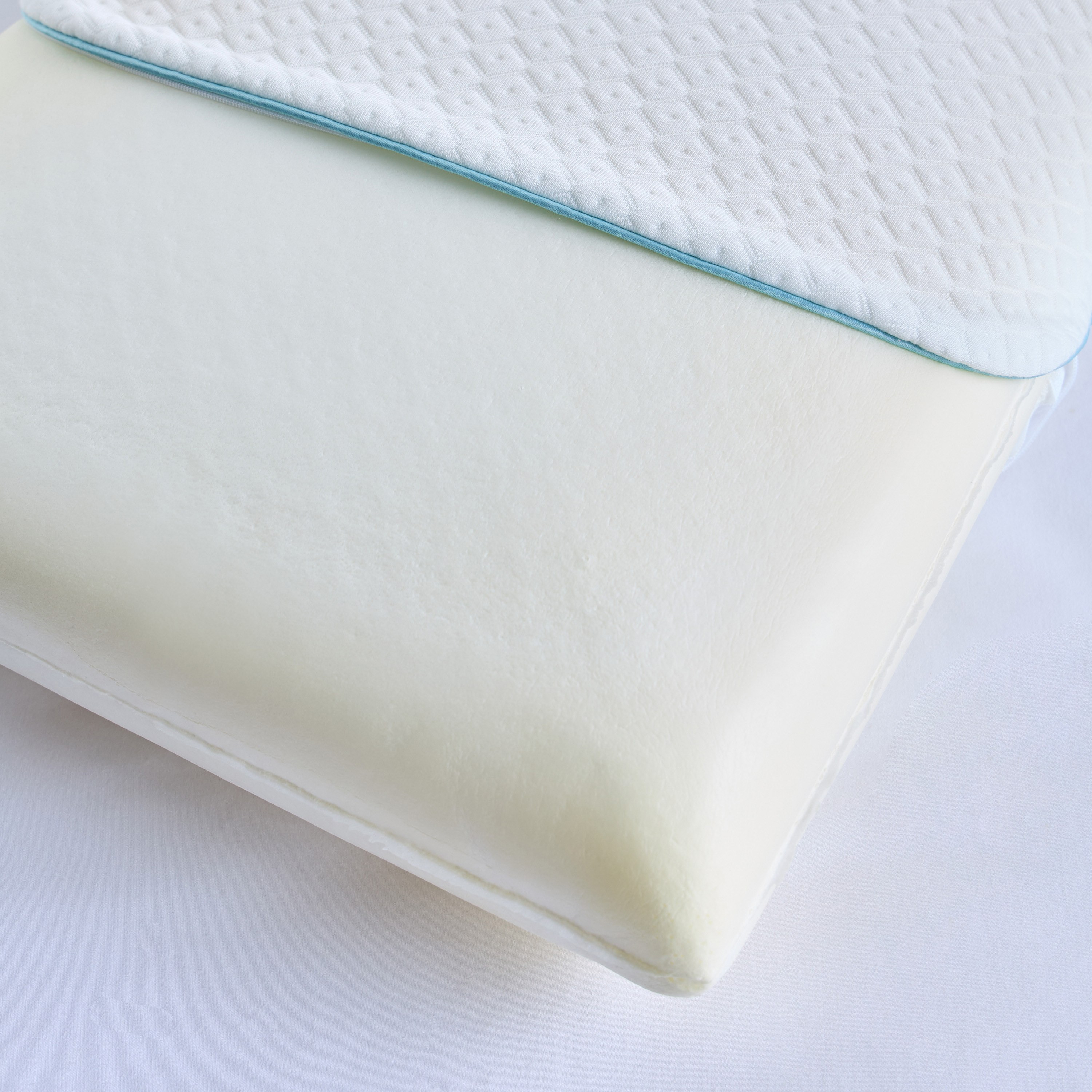 Comfy Soft Memory Foam 1-Piece Pillow - 60x40 cm-household-bedding-pillows-image-4