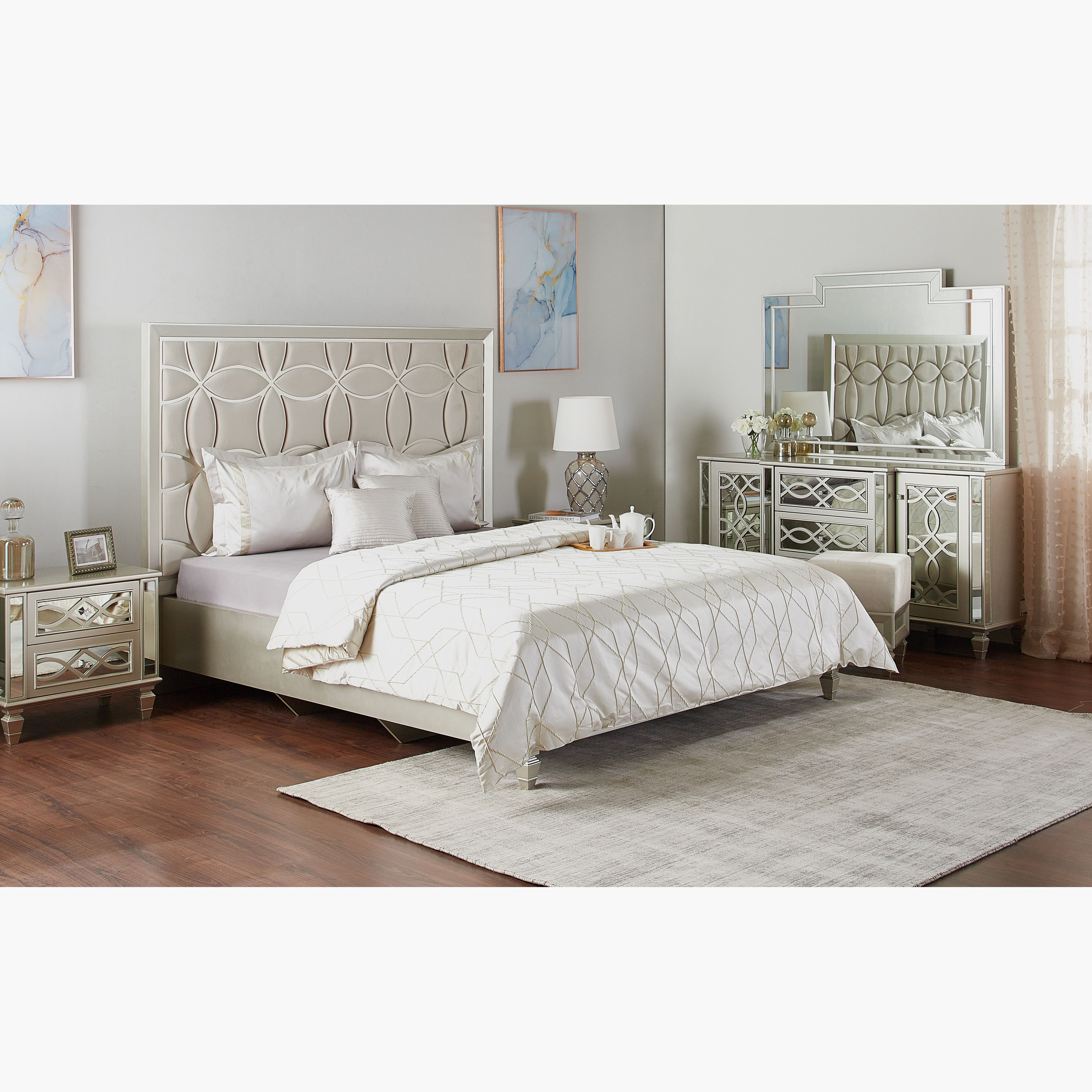 Home centre store bed set