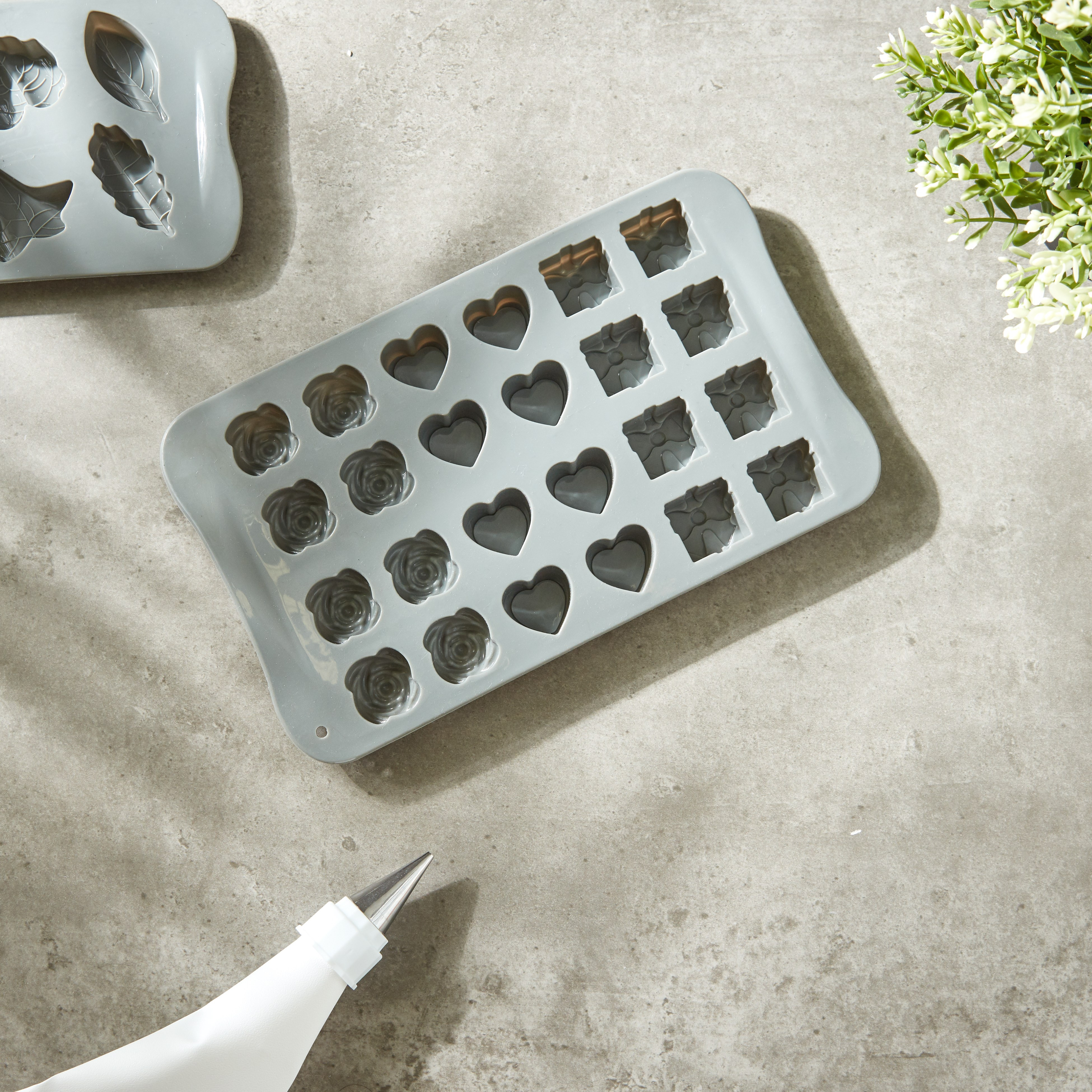 Bake It Chocolate Mould-household-kitchen-bakeware-bakingpansandmoulds-image-2