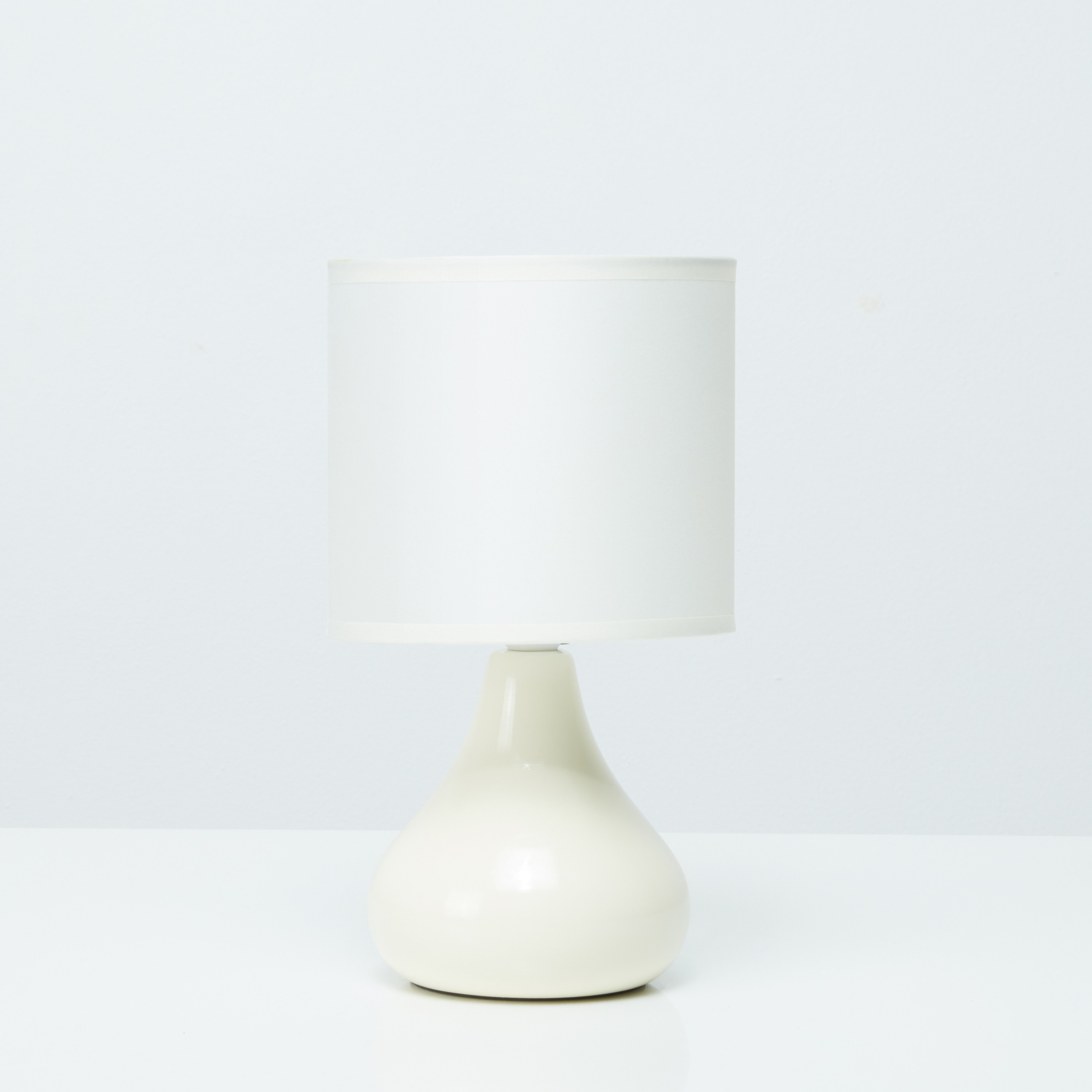 Corinth Ceramic Table Lamp - 25 cm-household-lighting-tableanddesklamps-image-1