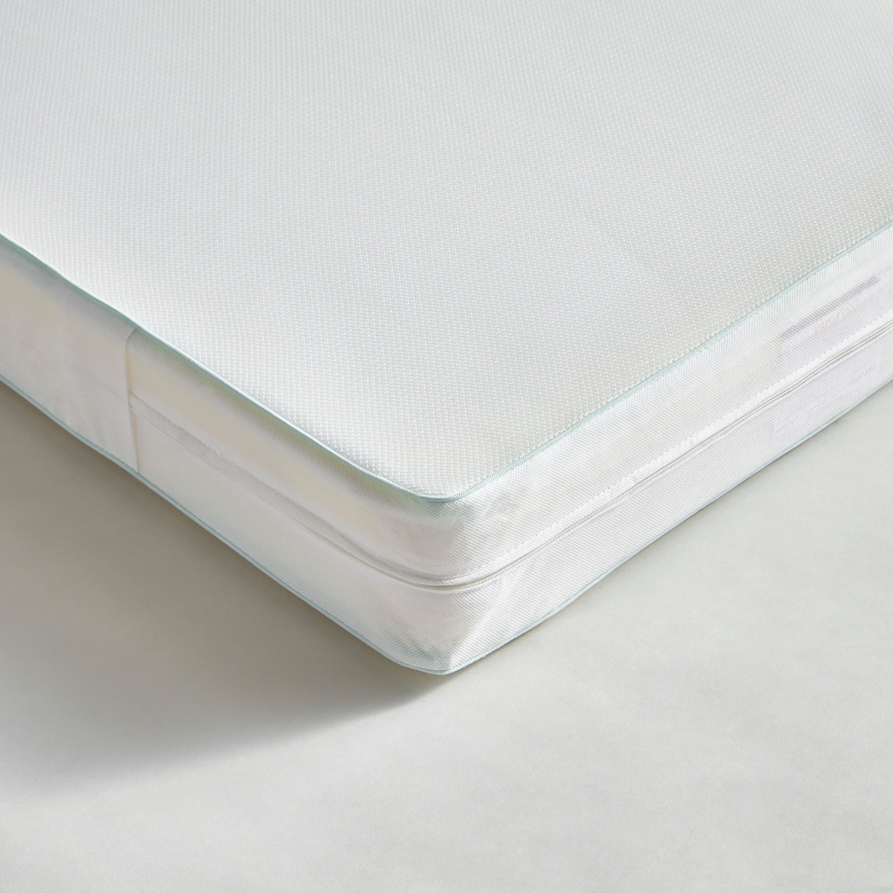 Nursery Pocket Spring Mattress - 70x140 cm